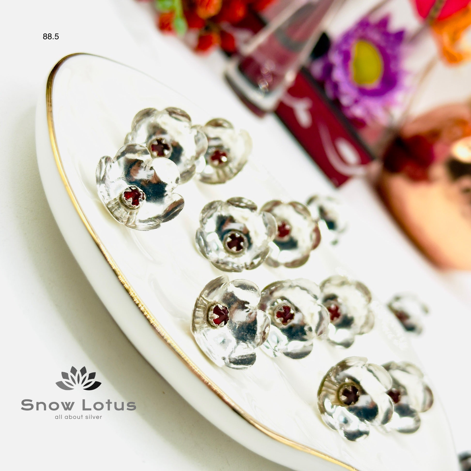 108 Silver Flowers with Red Stone
