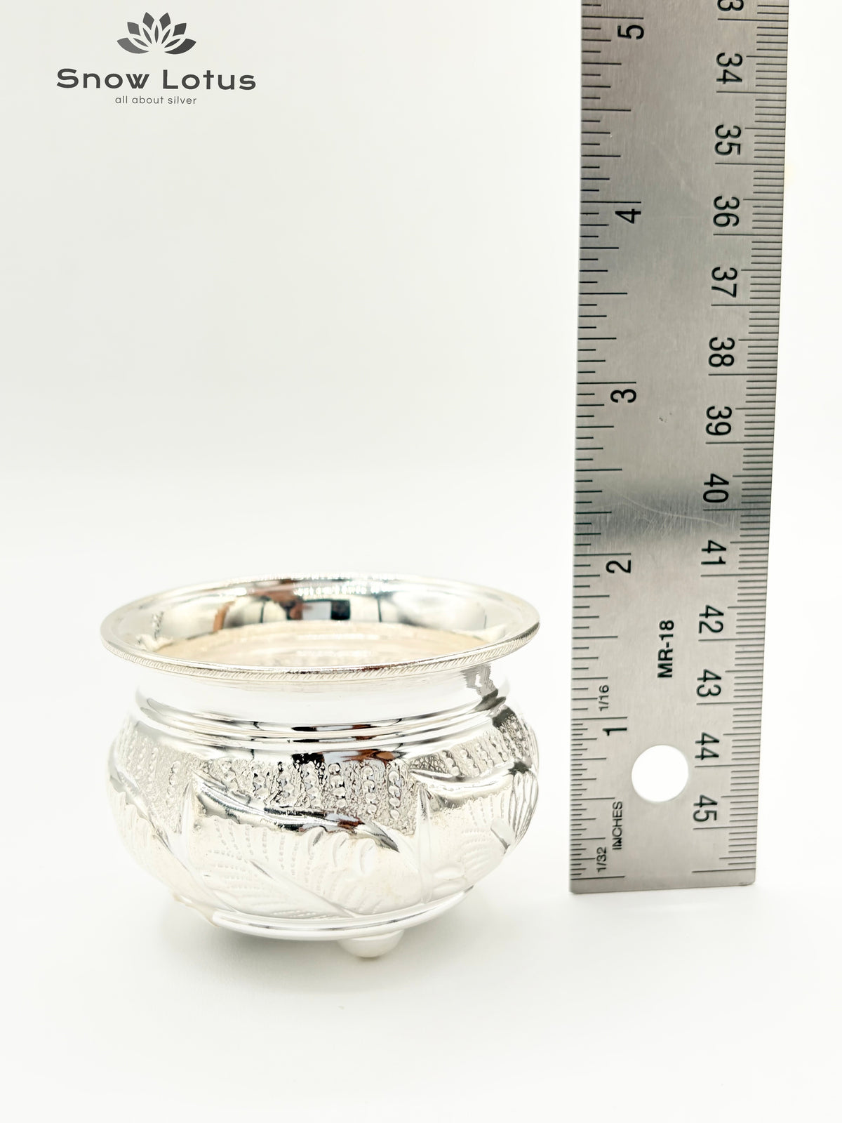 Nakshi Dotted Legs HK Bowls M3