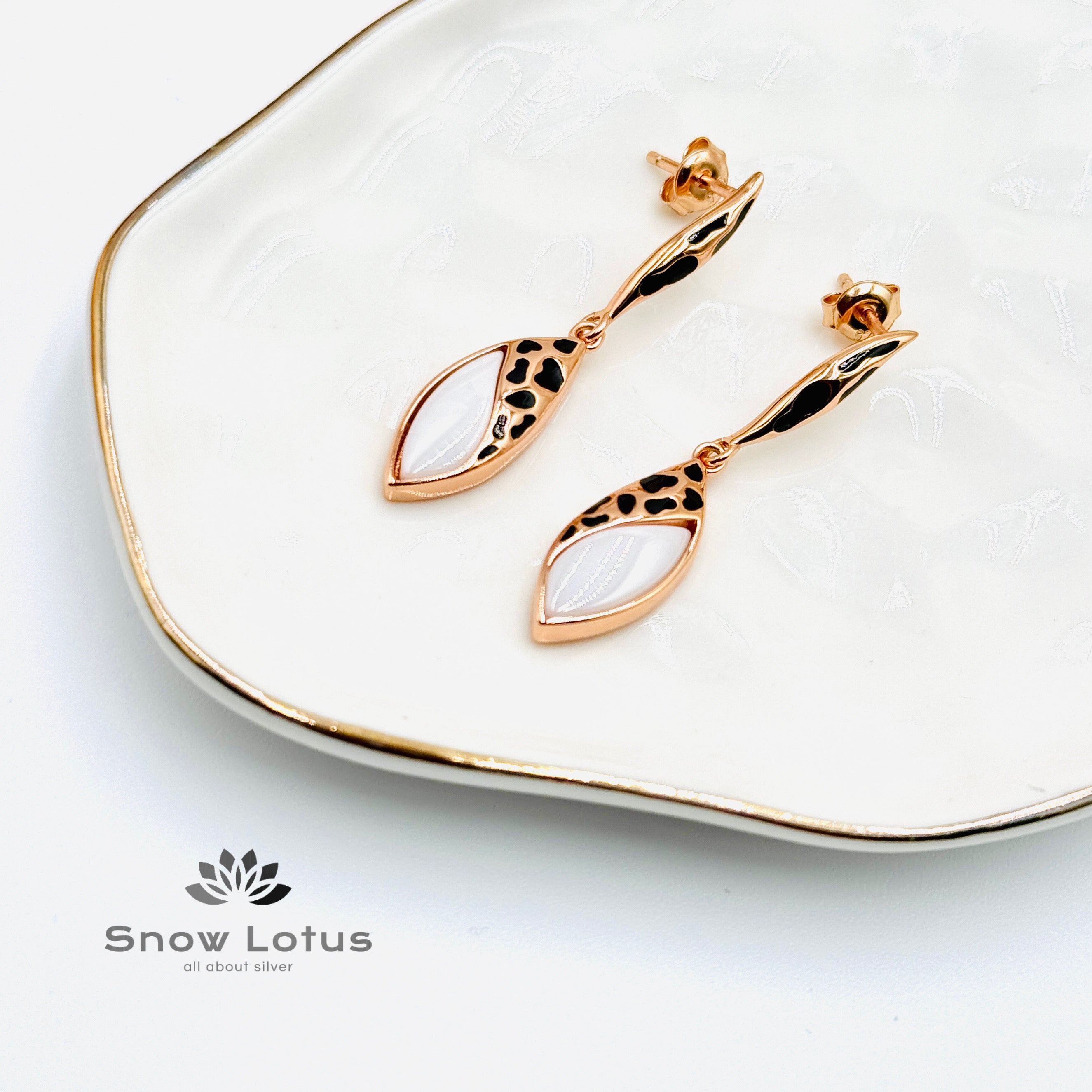Leaf Drop Earrings