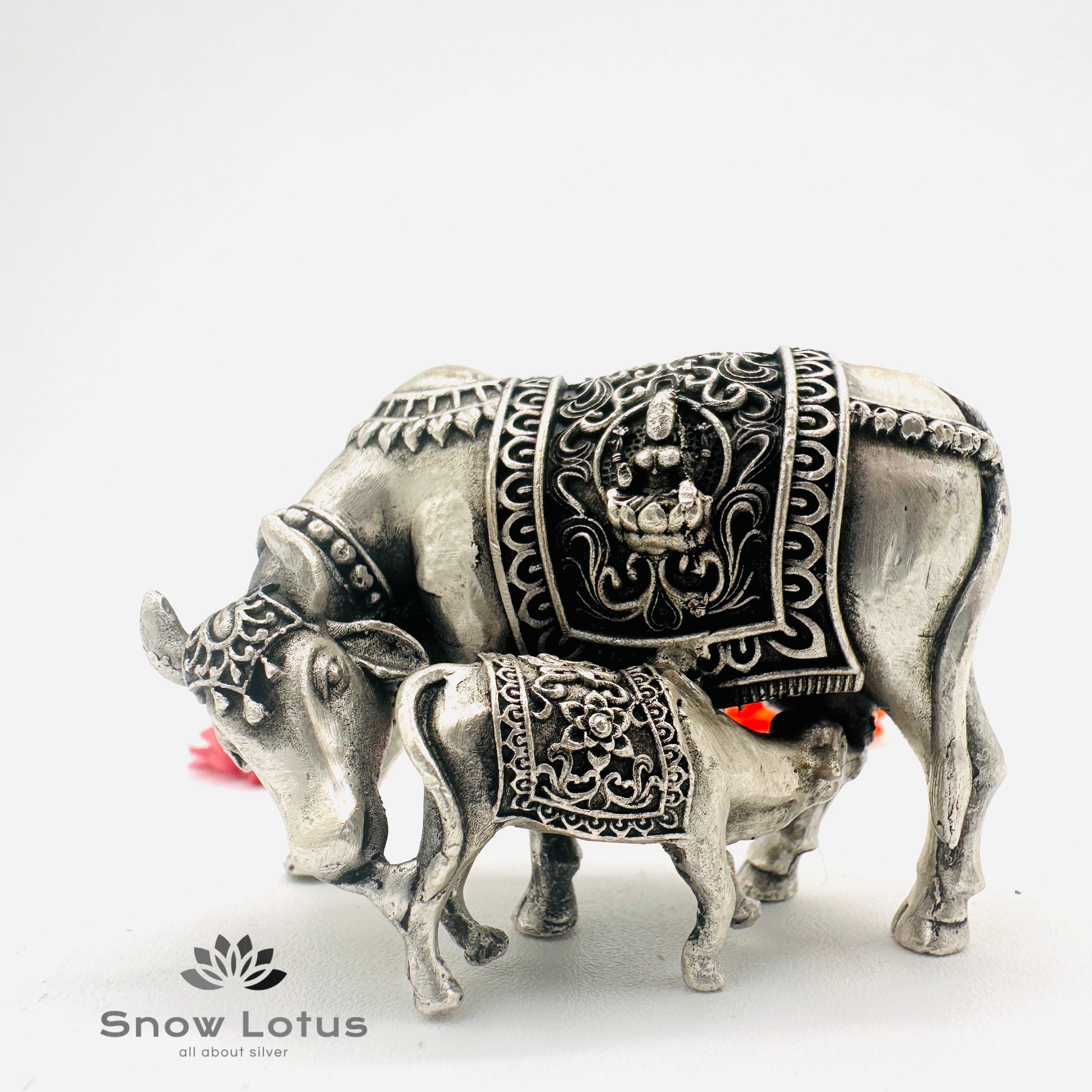 Cow and Calf with Lakshmi 3D Hallow M3