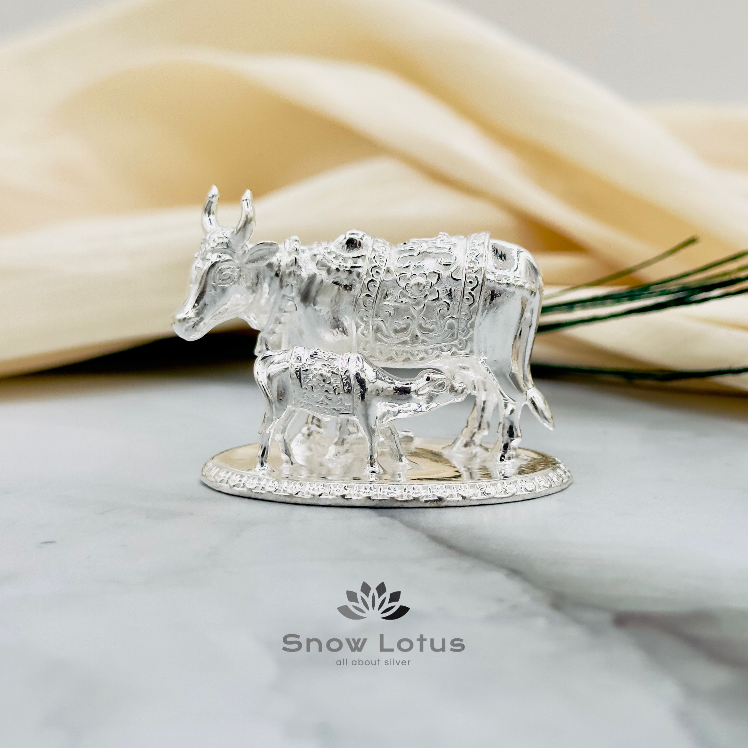 Silver Cow and Calf on base 3D