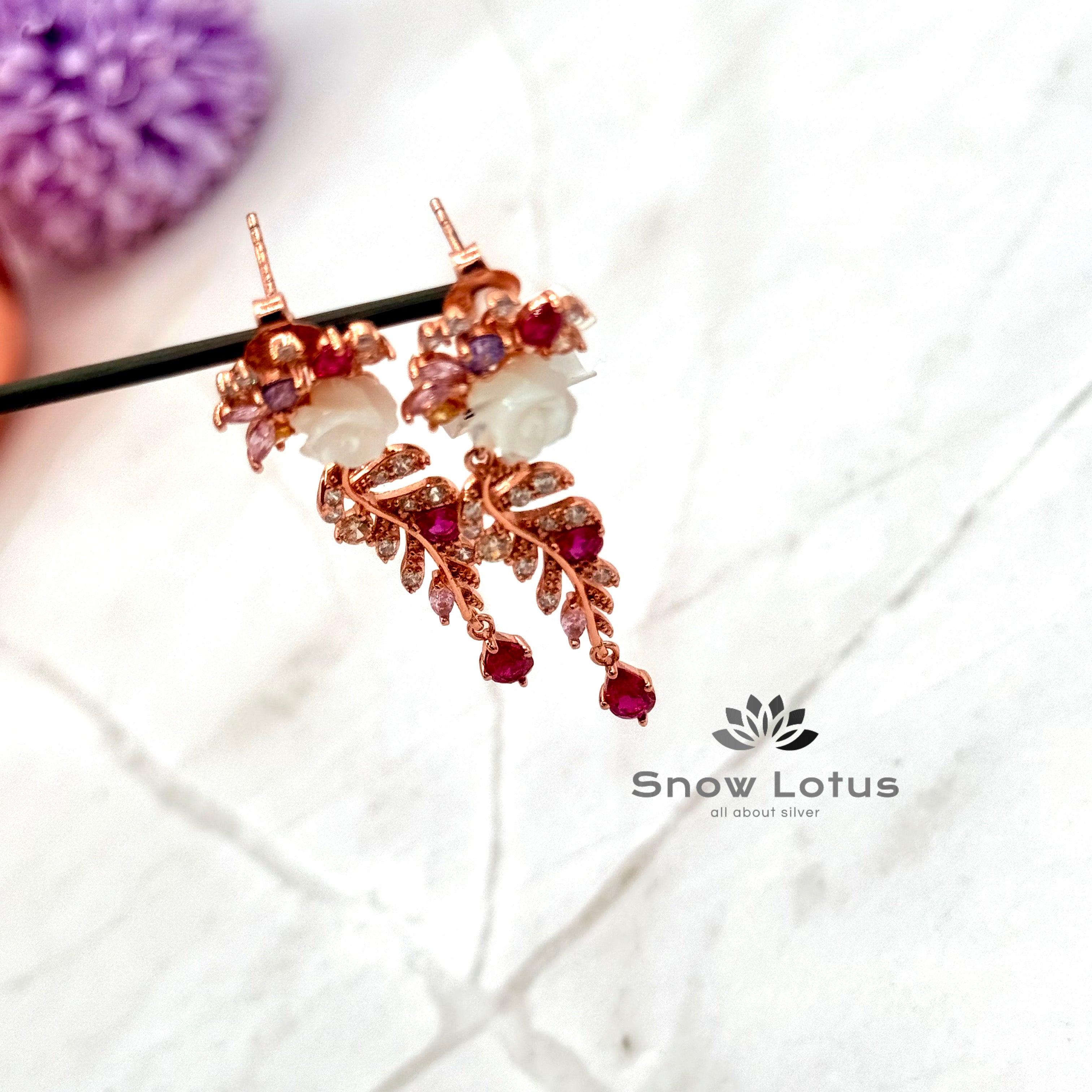 Sassy rose earrings