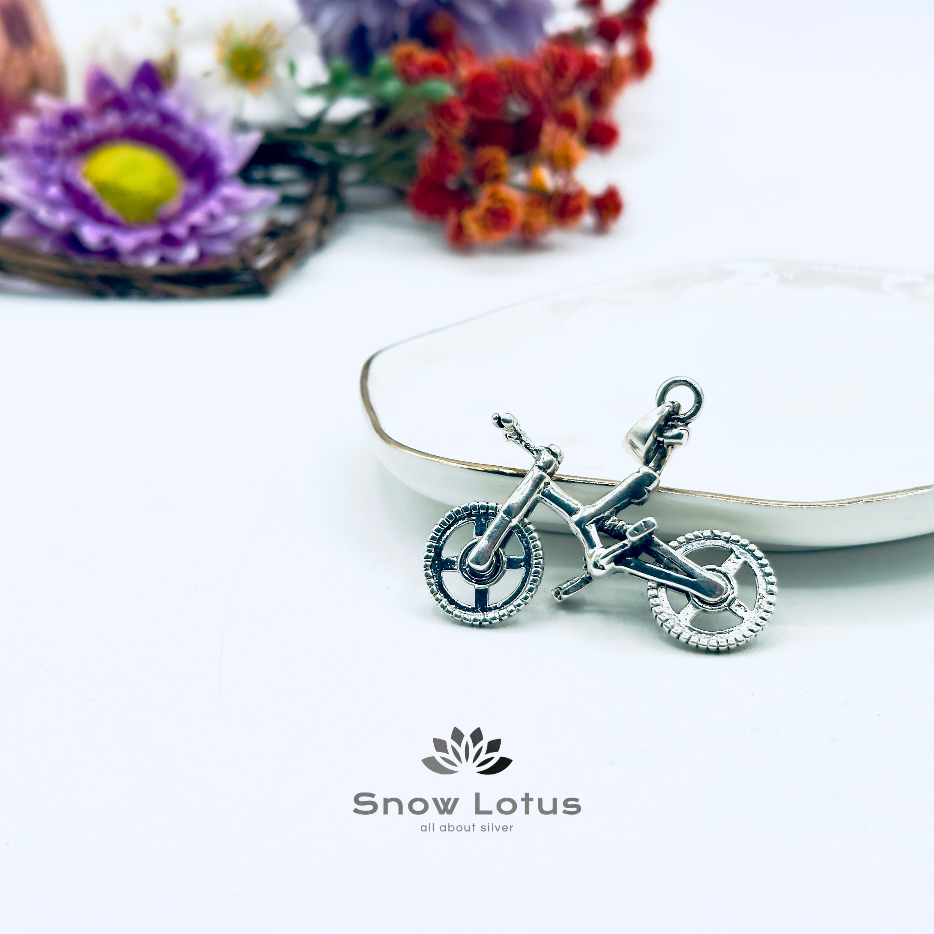 Riding Cycle Pendant