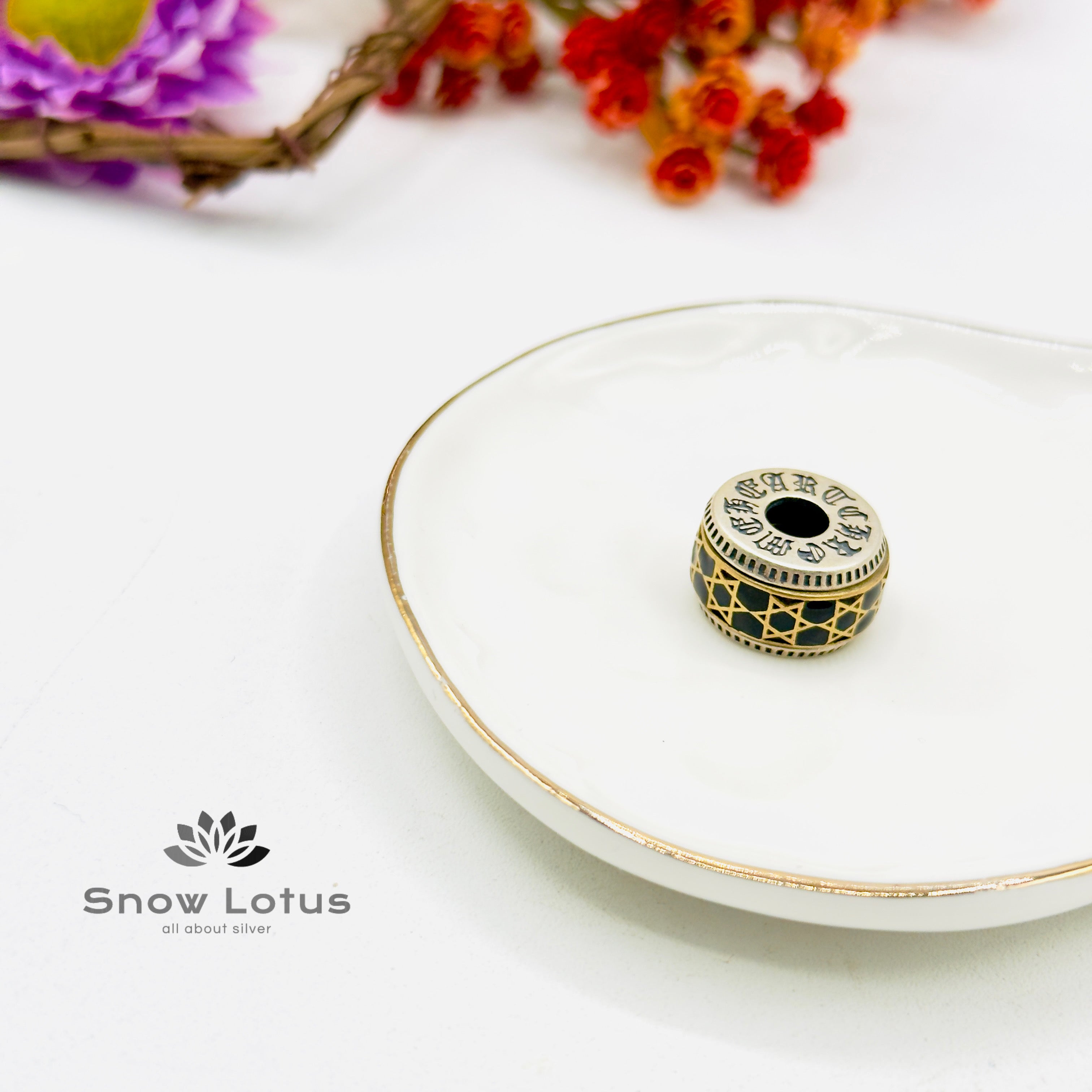 Round Dual tone Pendant