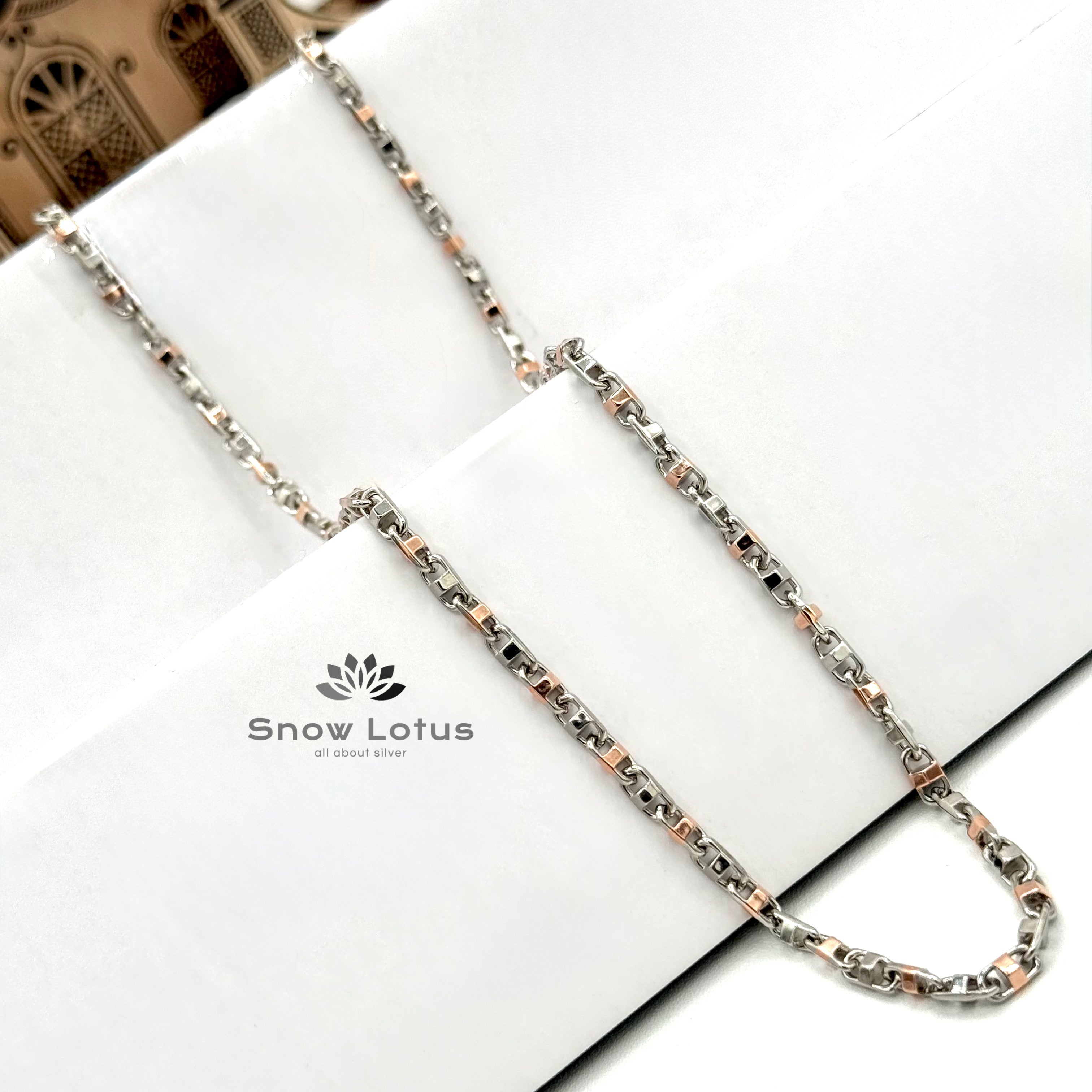 Mens Chains M16