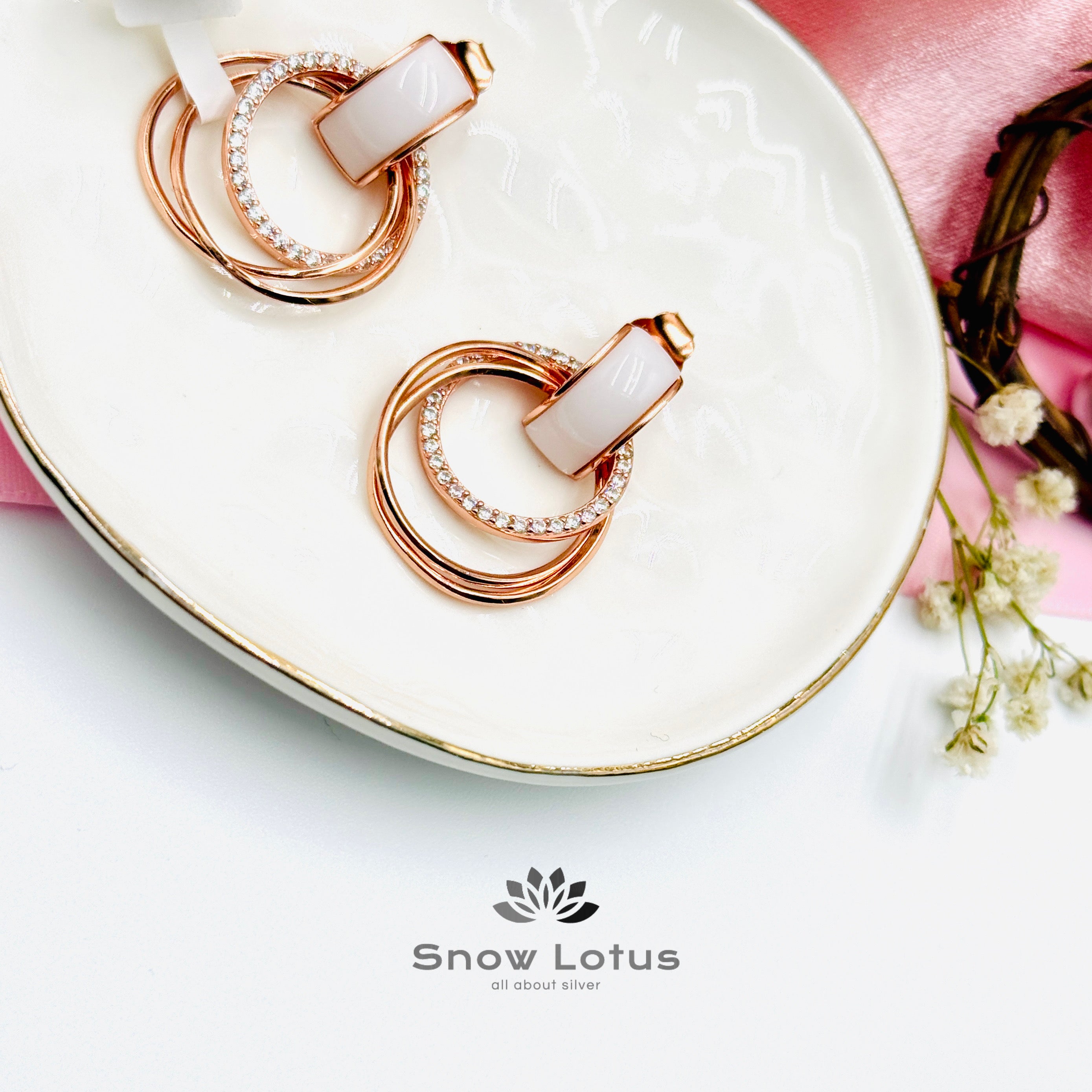 White Trio Ring MOP Earrings