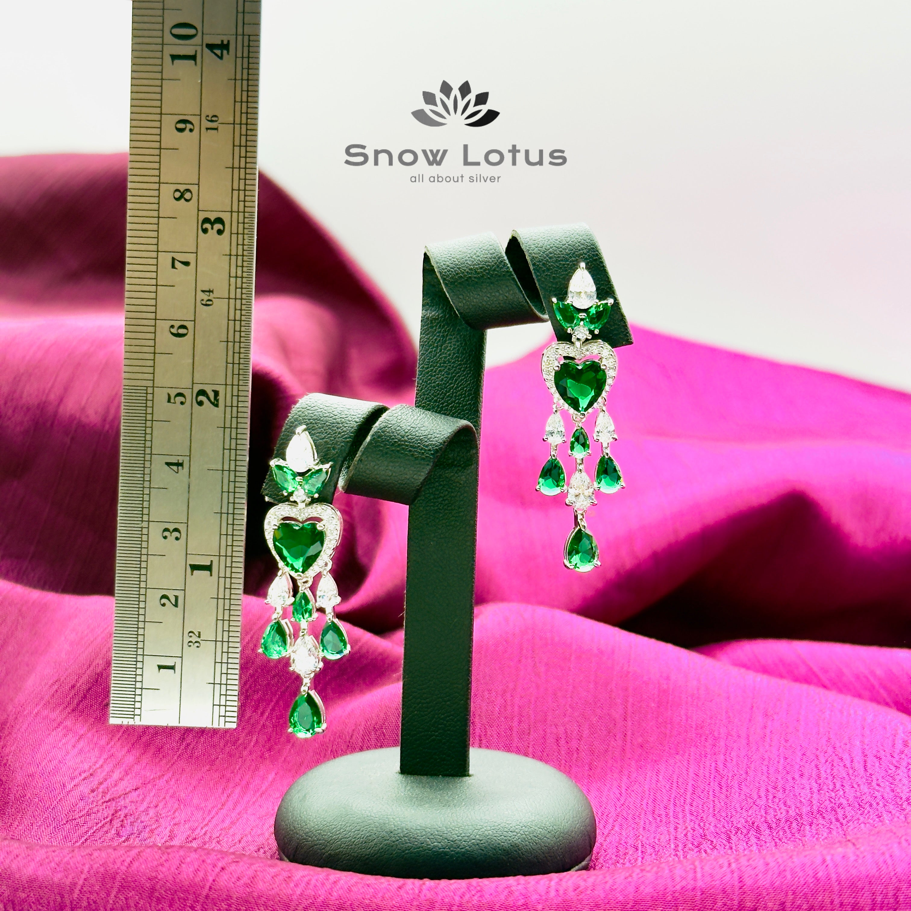 Green Heart Neckpiece With Earrings