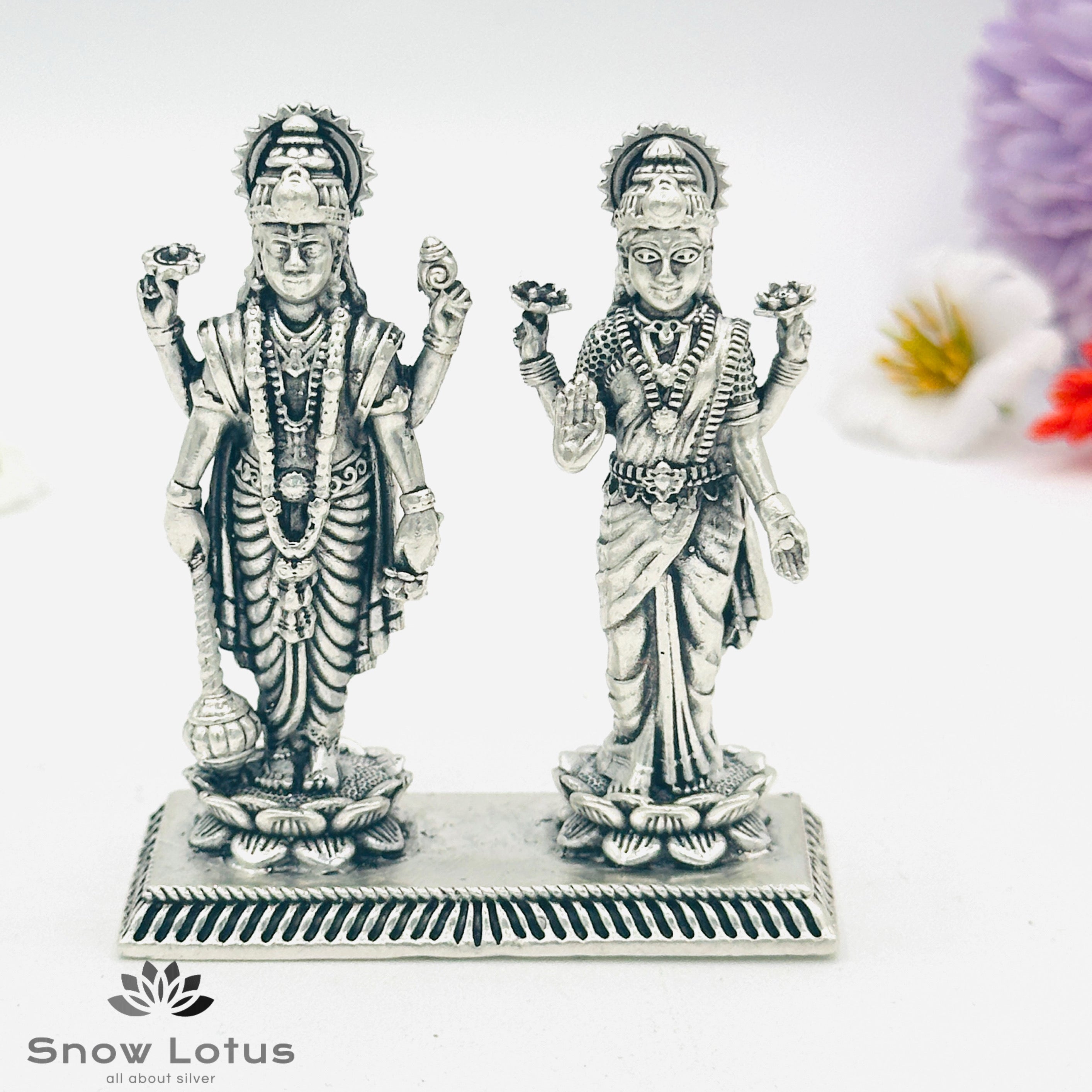 Satyanarayana Swamy with Lakshmi 3D Solid M1
