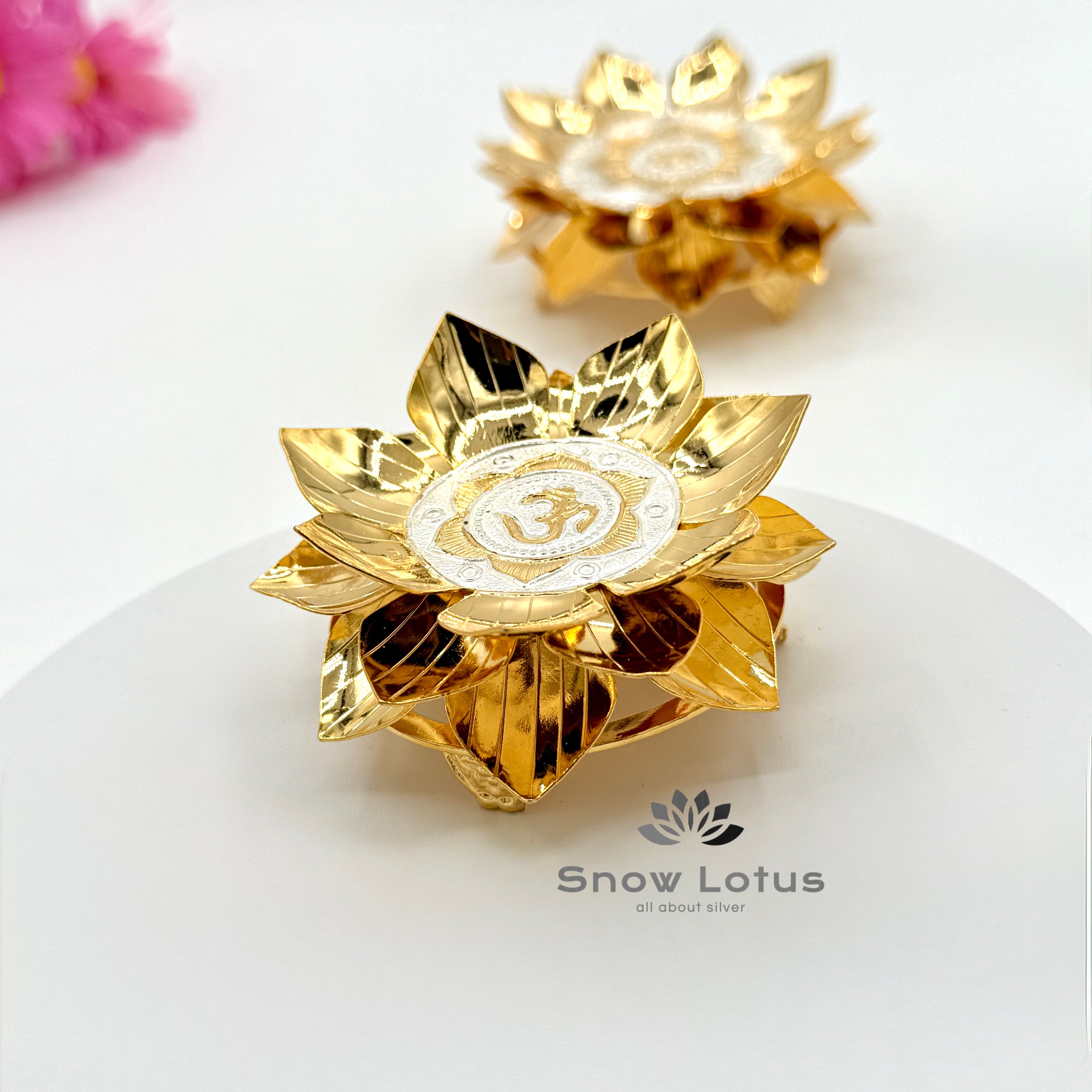 Lotus Gold Polish peeta