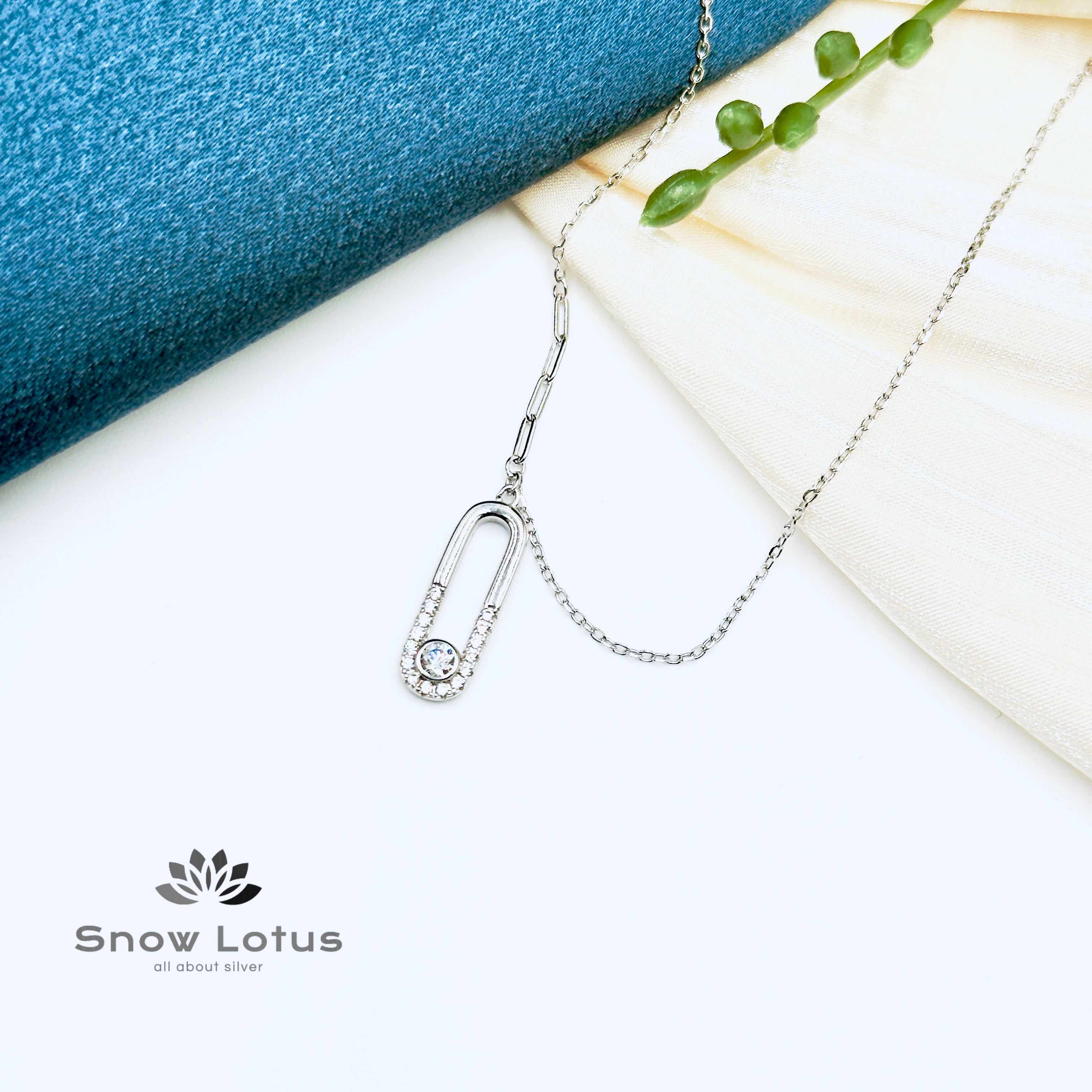 Simple Neckpiece