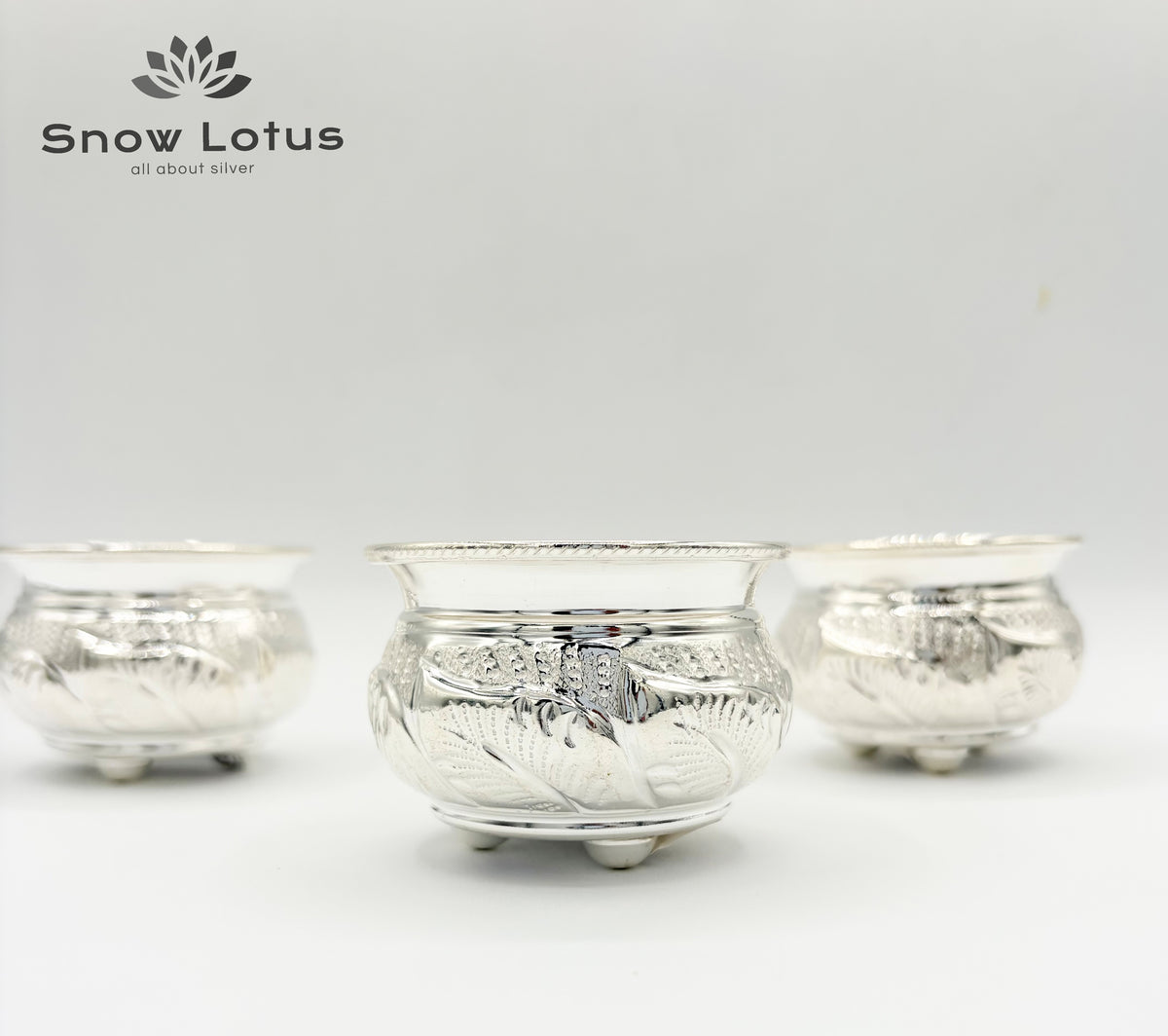 Nakshi Dotted Legs HK Bowls M3
