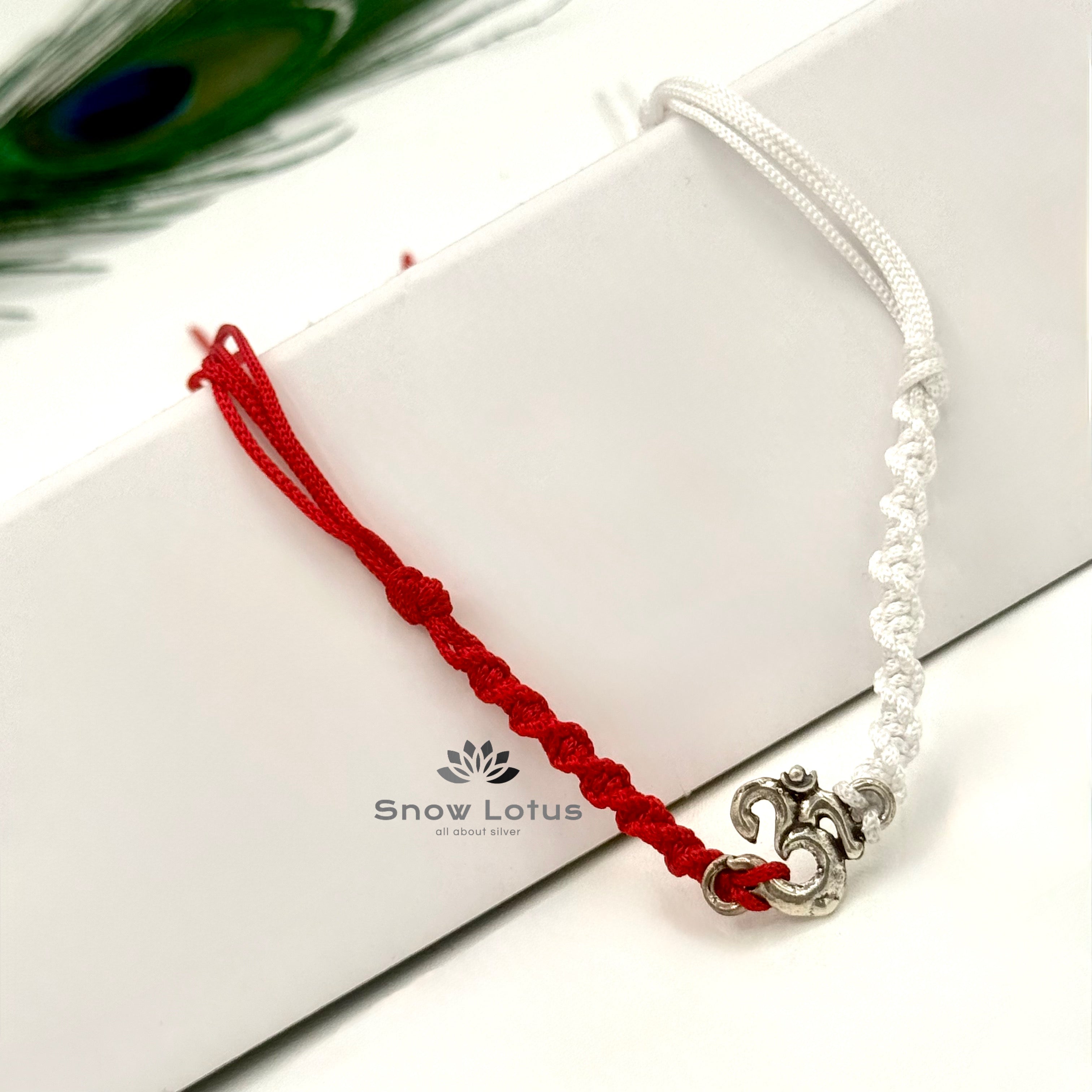 Rakhis antique OM M4