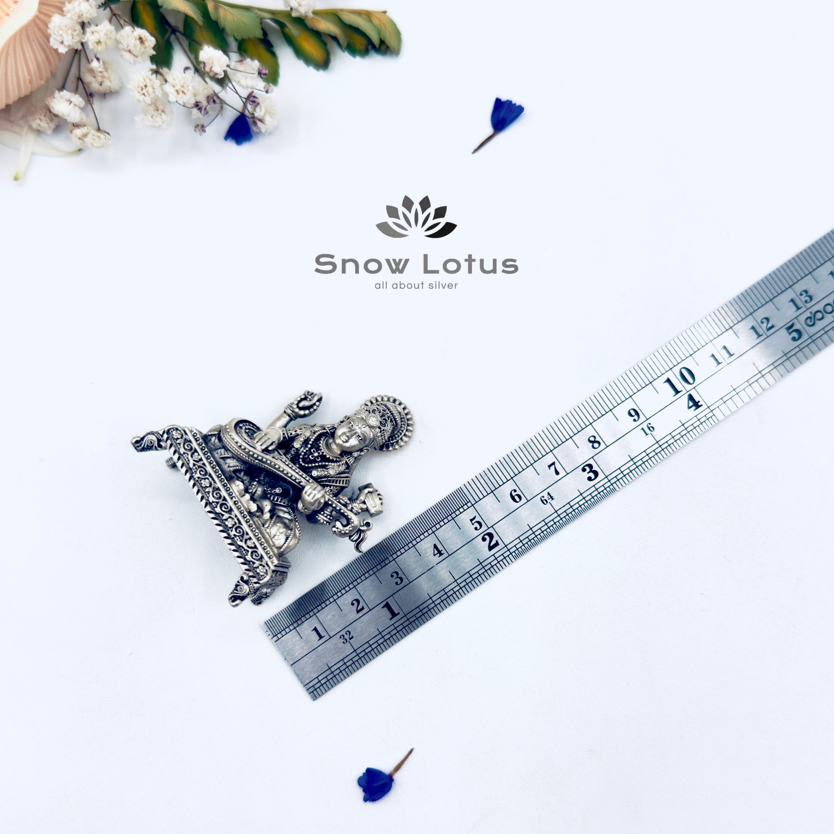 Antique Saraswathi with simhasanam 3D