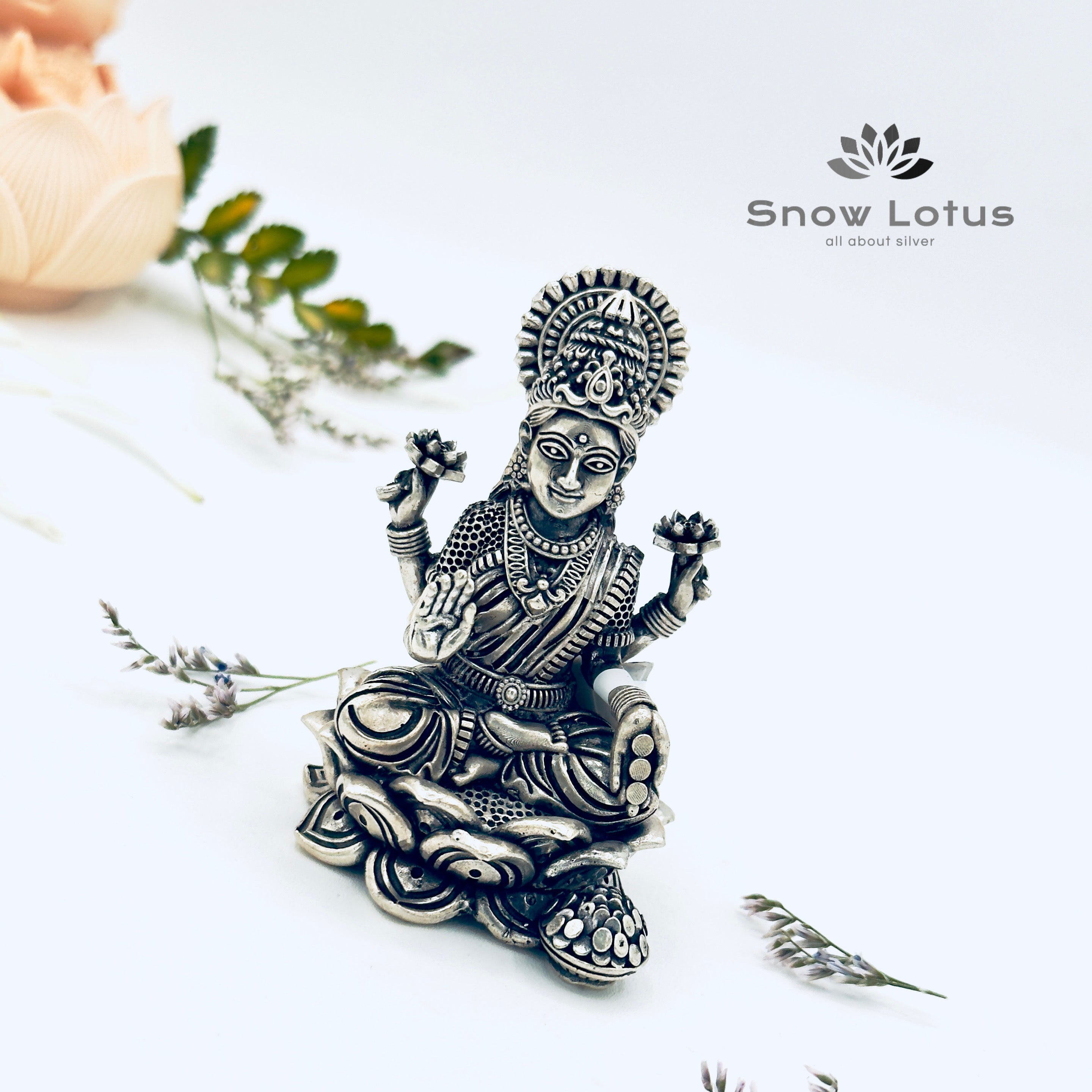 Antique Lotus Lakshmi Idol 3D