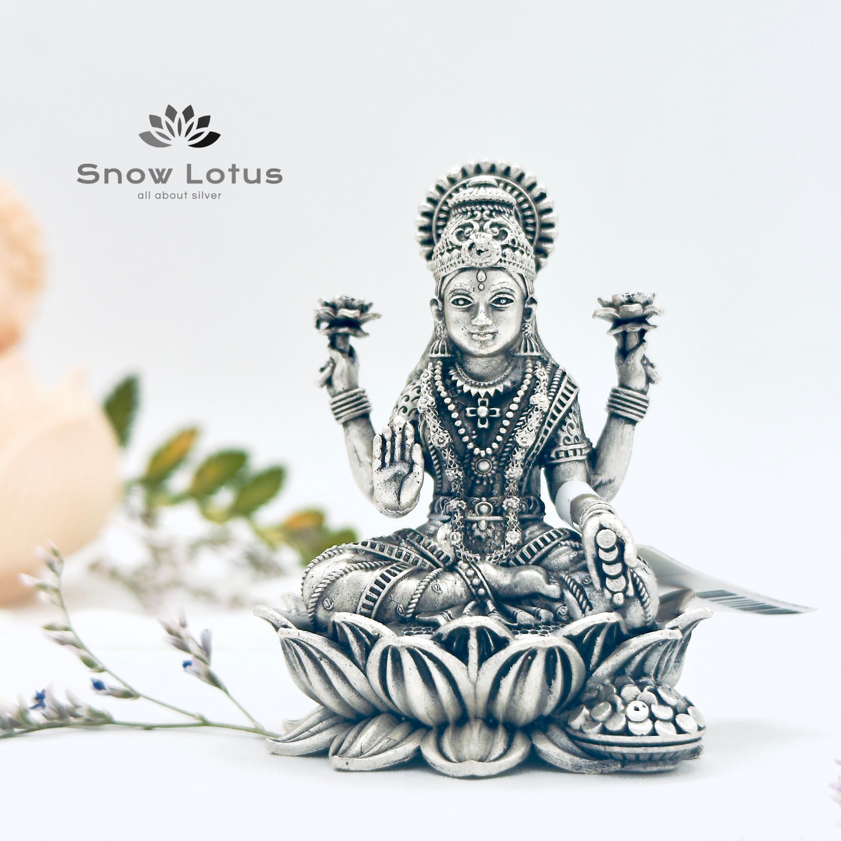 Antique Lotus Lakshmi Idol 3D