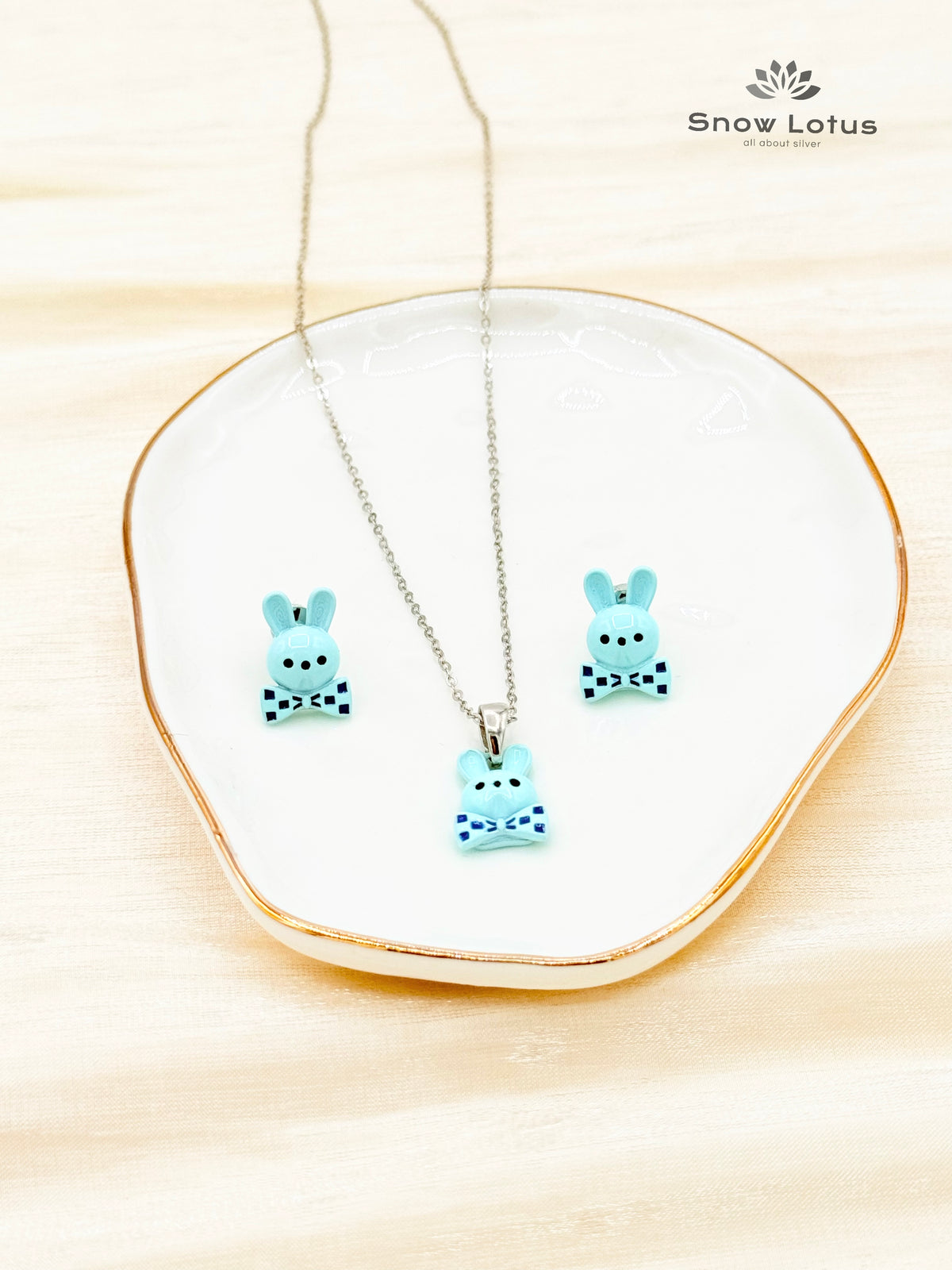 Cute Blue Bunny Pendant Set