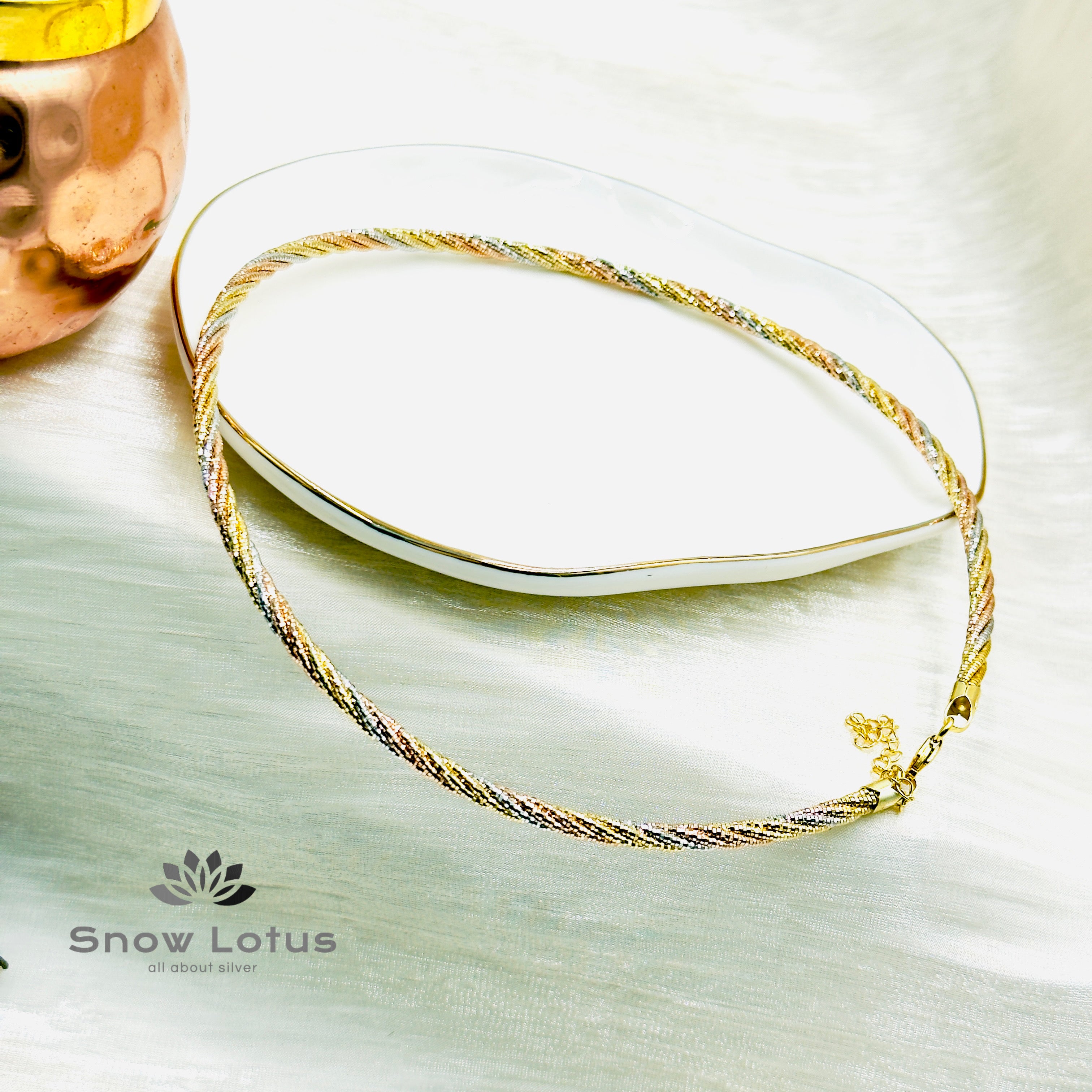 Enchanted Weave Neckpiece