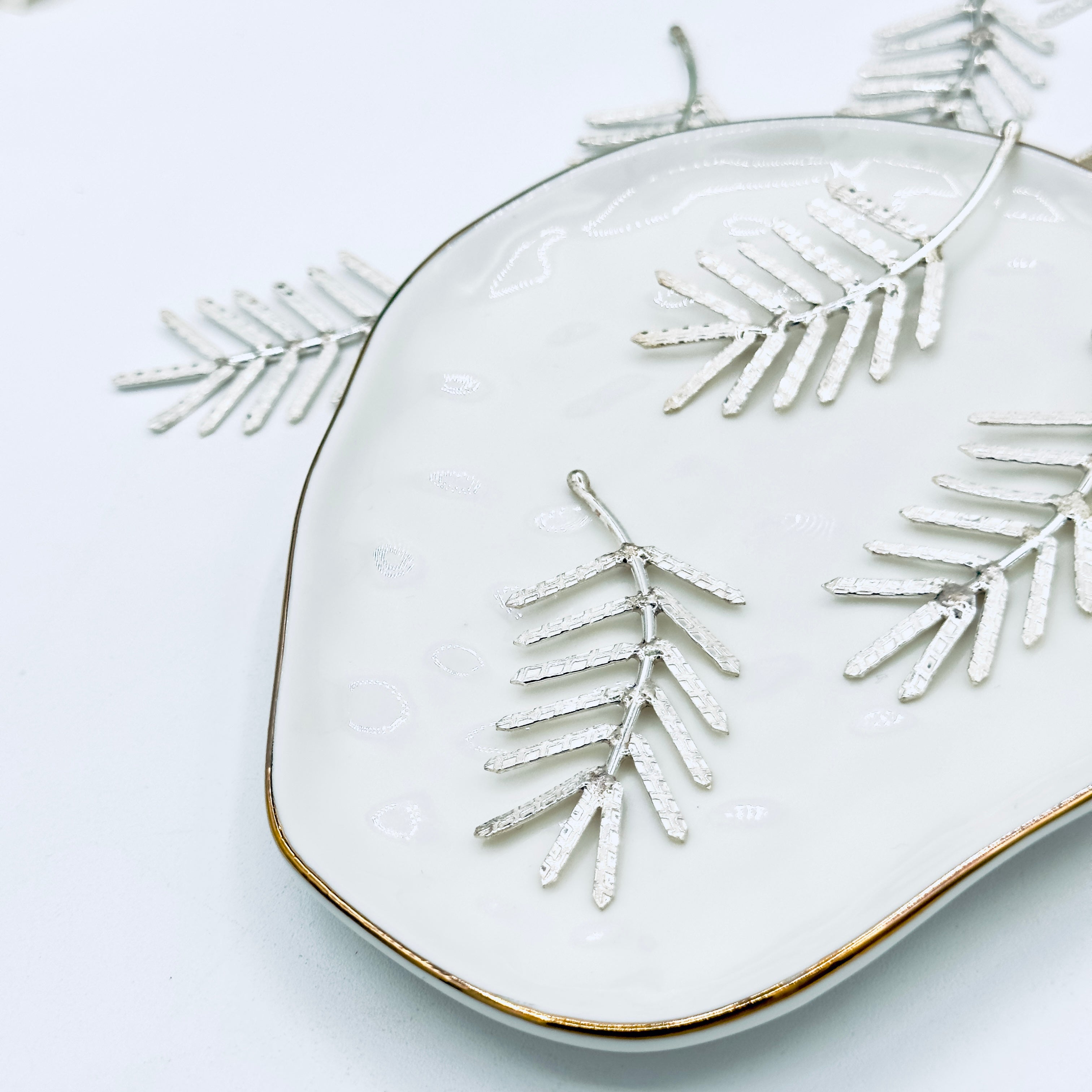 Banni Leaves