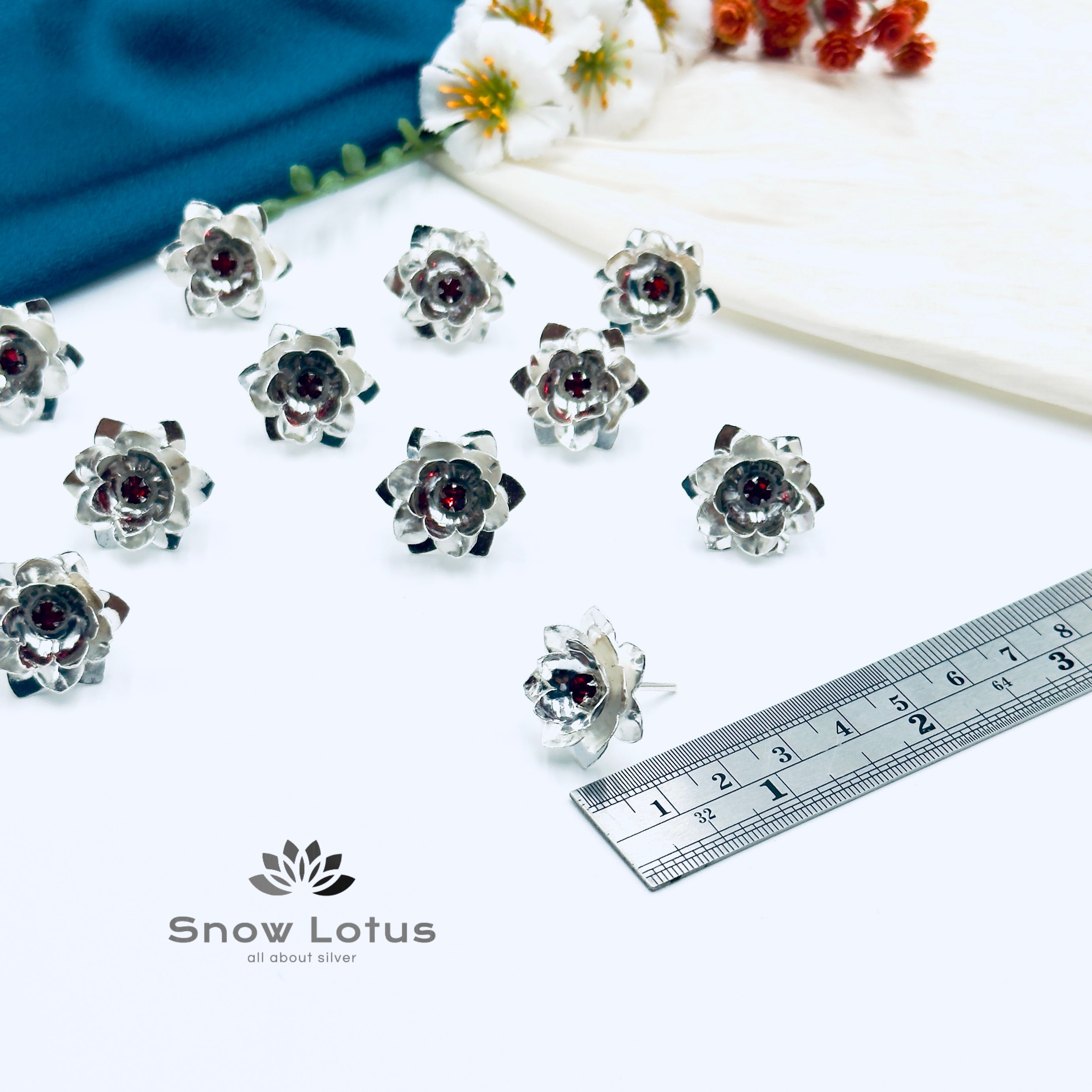 108 Silver Petal Jasmine with Red Stone