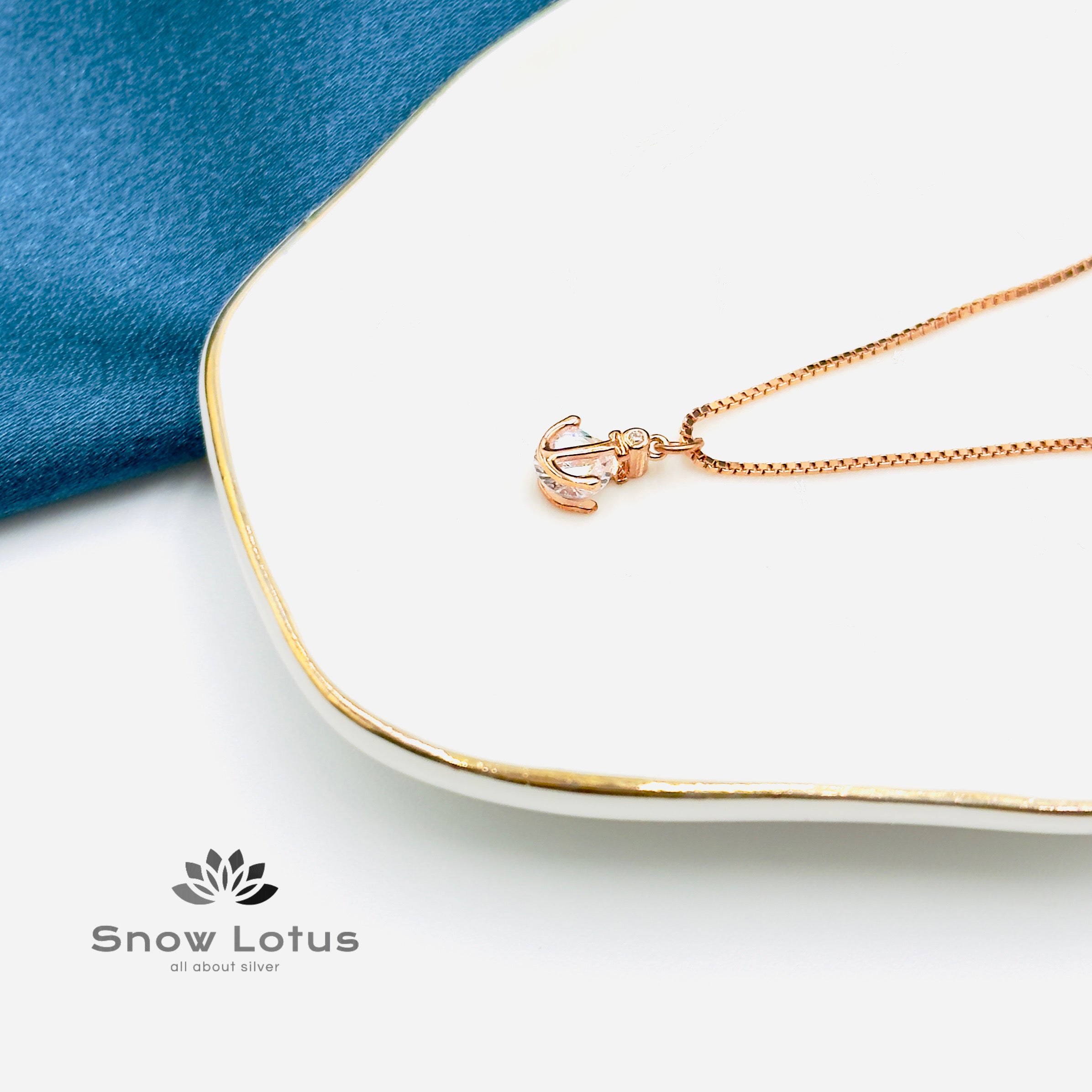 Anchor Neckpiece