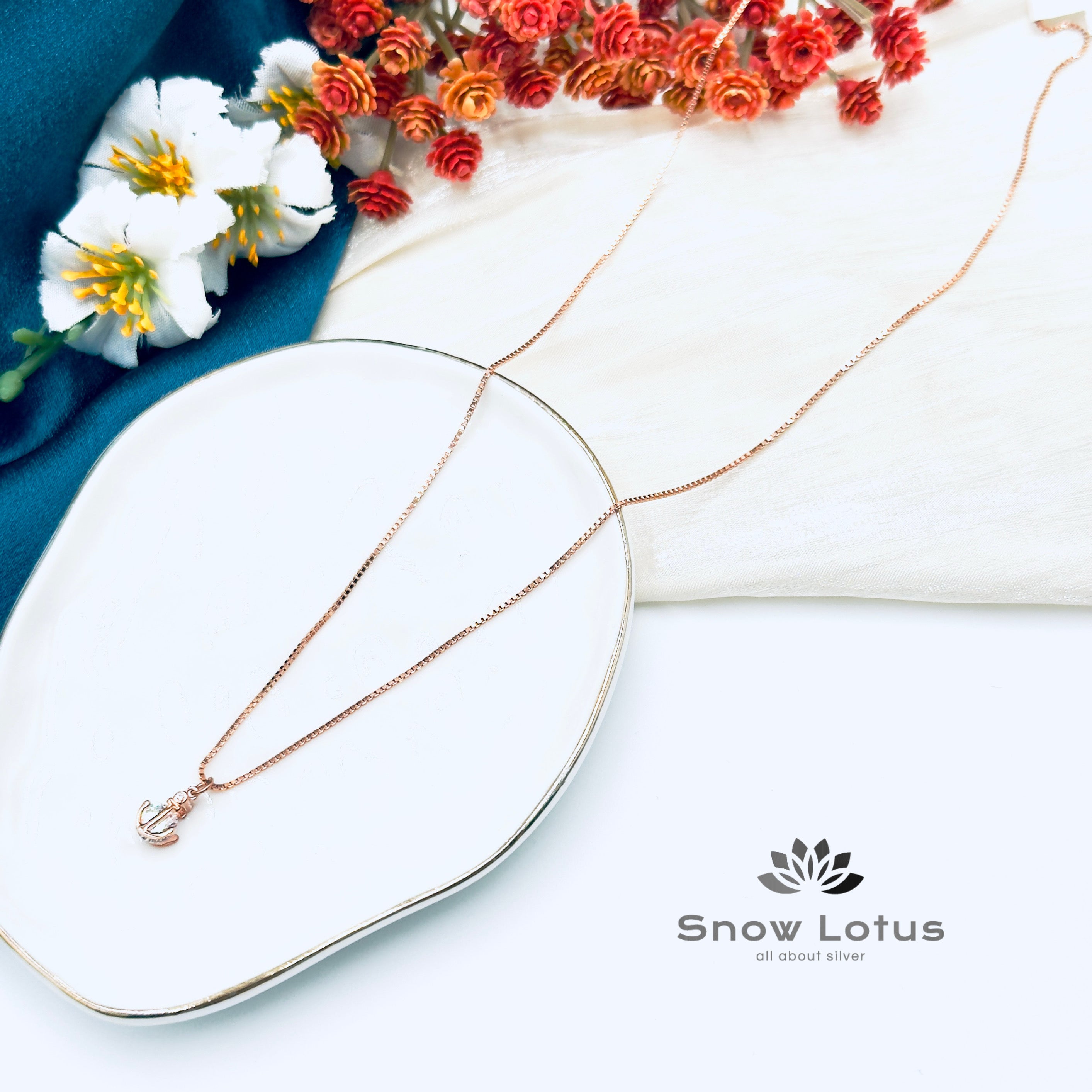 Anchor Neckpiece