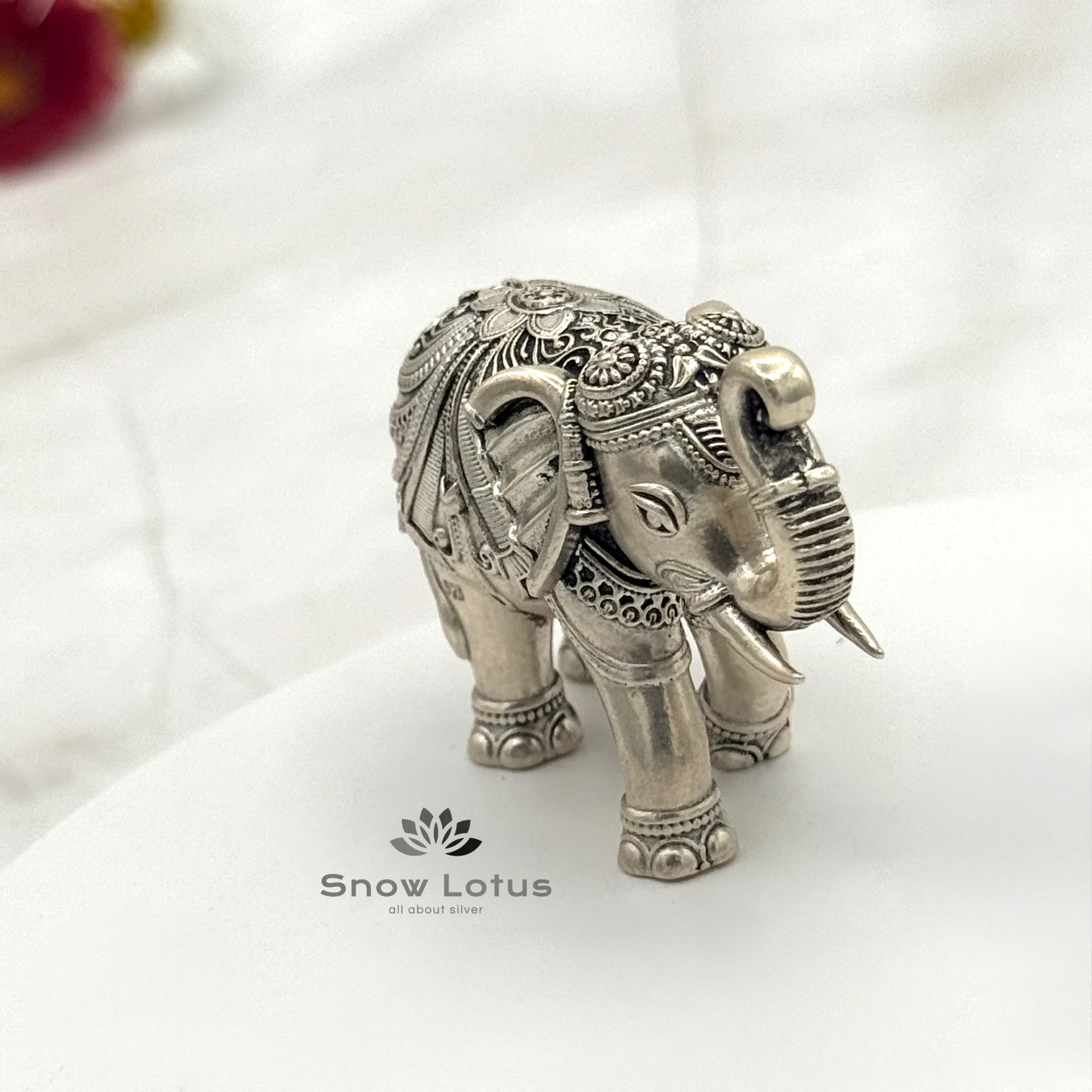 Elephants Pair Antique Hollow