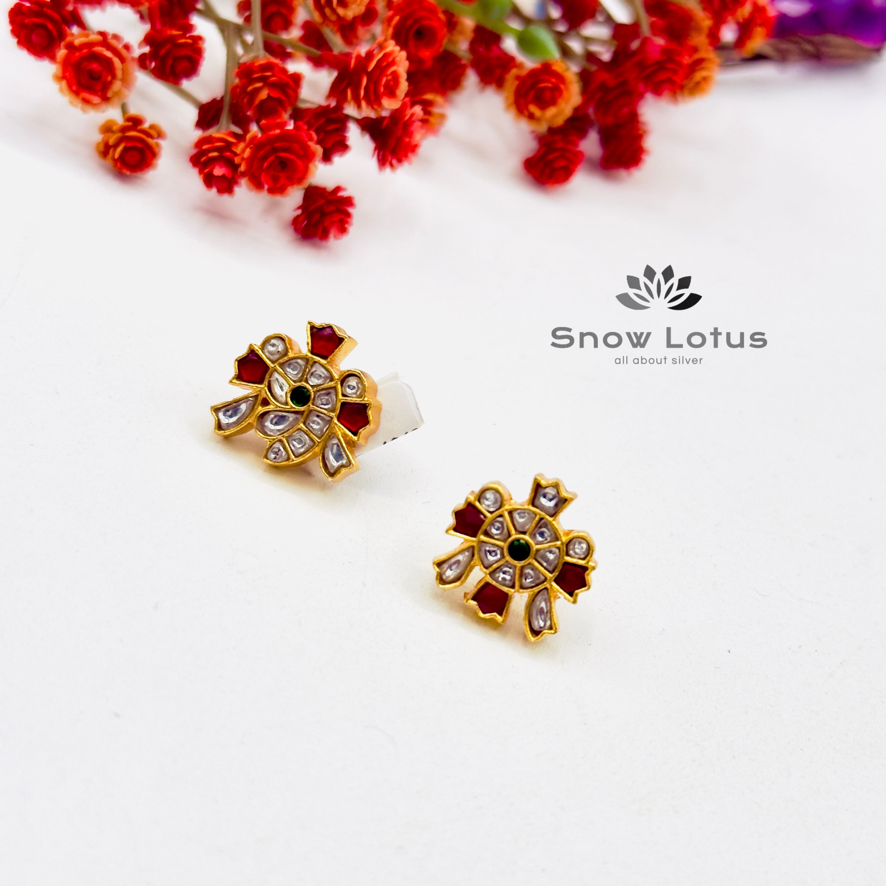 Shanku Chakra Kundan Studs