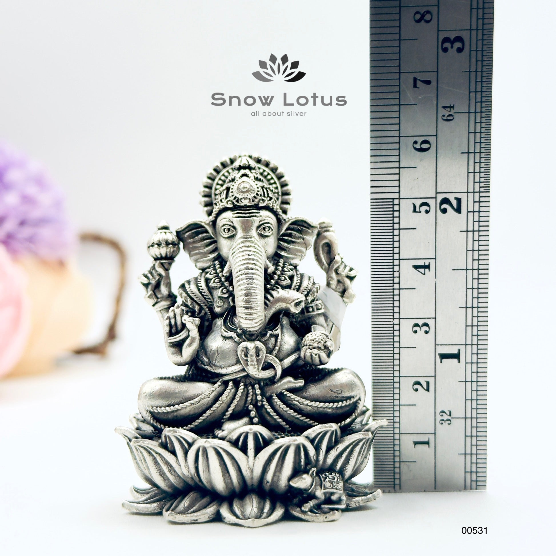 Antique Ganesh with lotus 3D