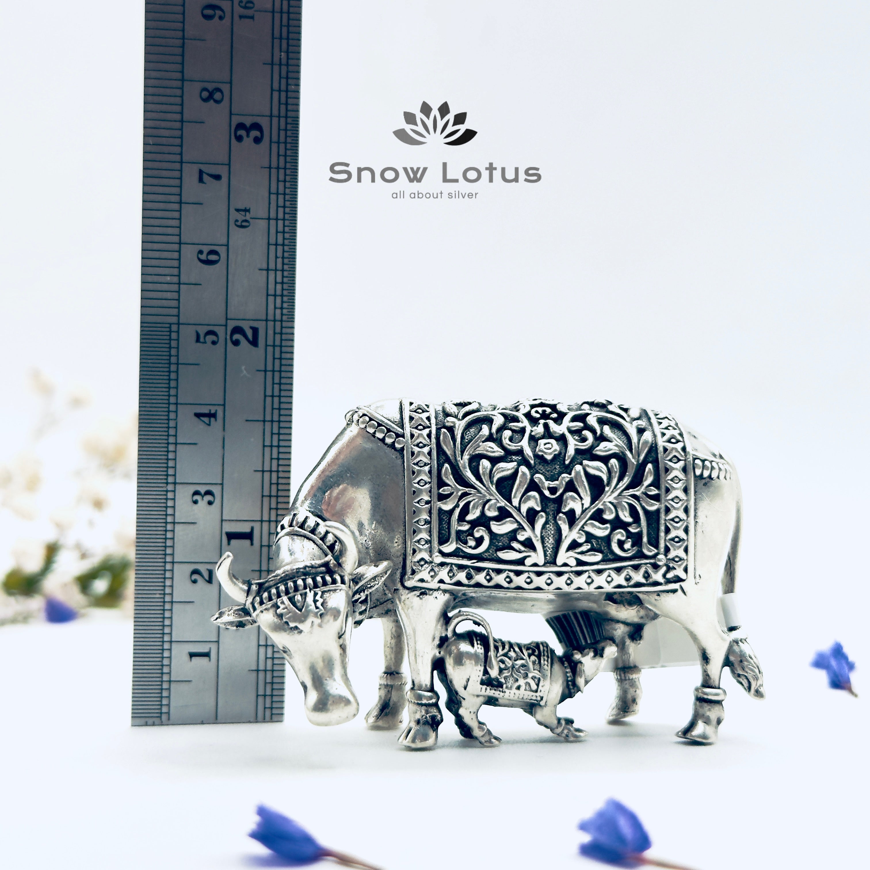 Antique Cow and Calf 3D