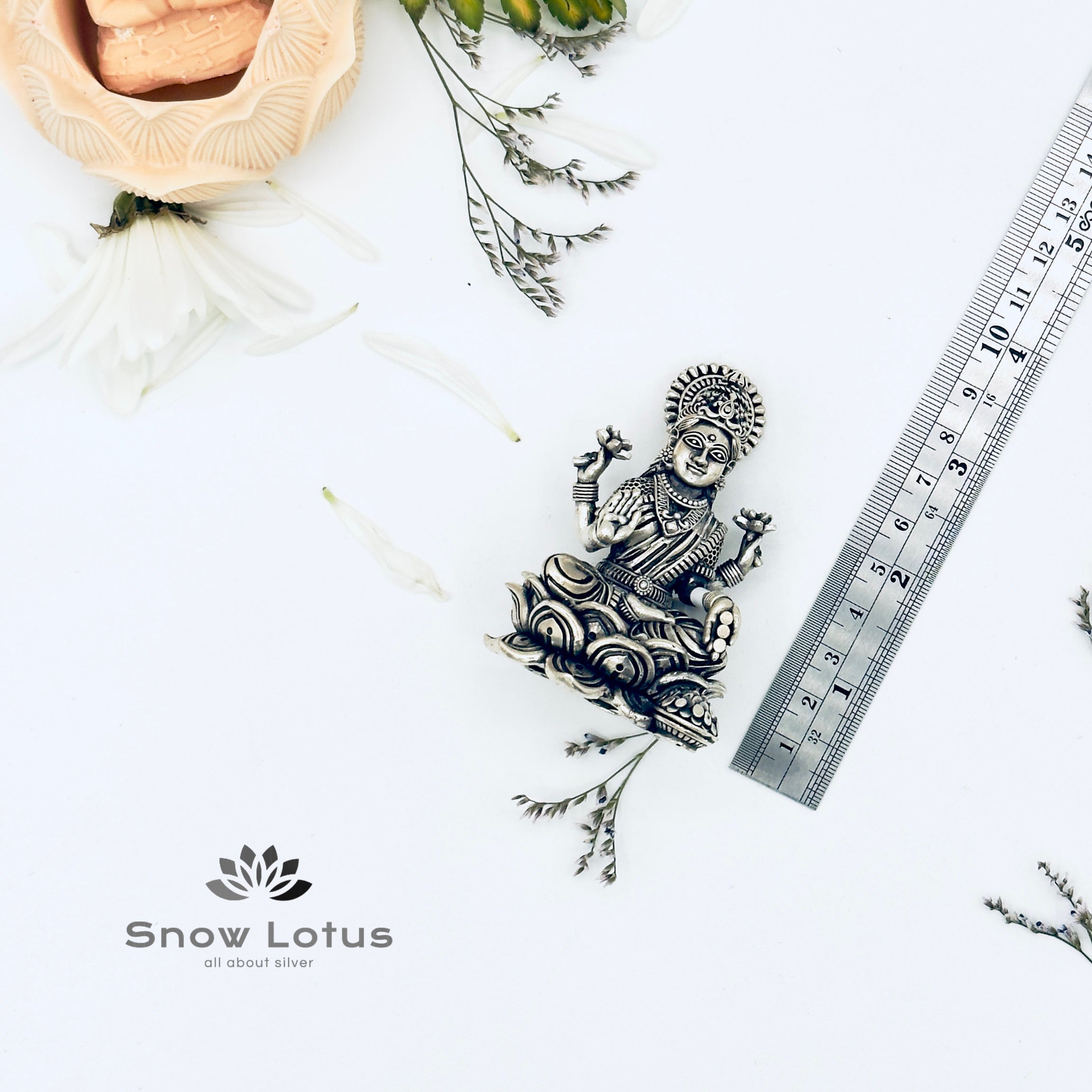 Antique Lotus Lakshmi Idol 3D