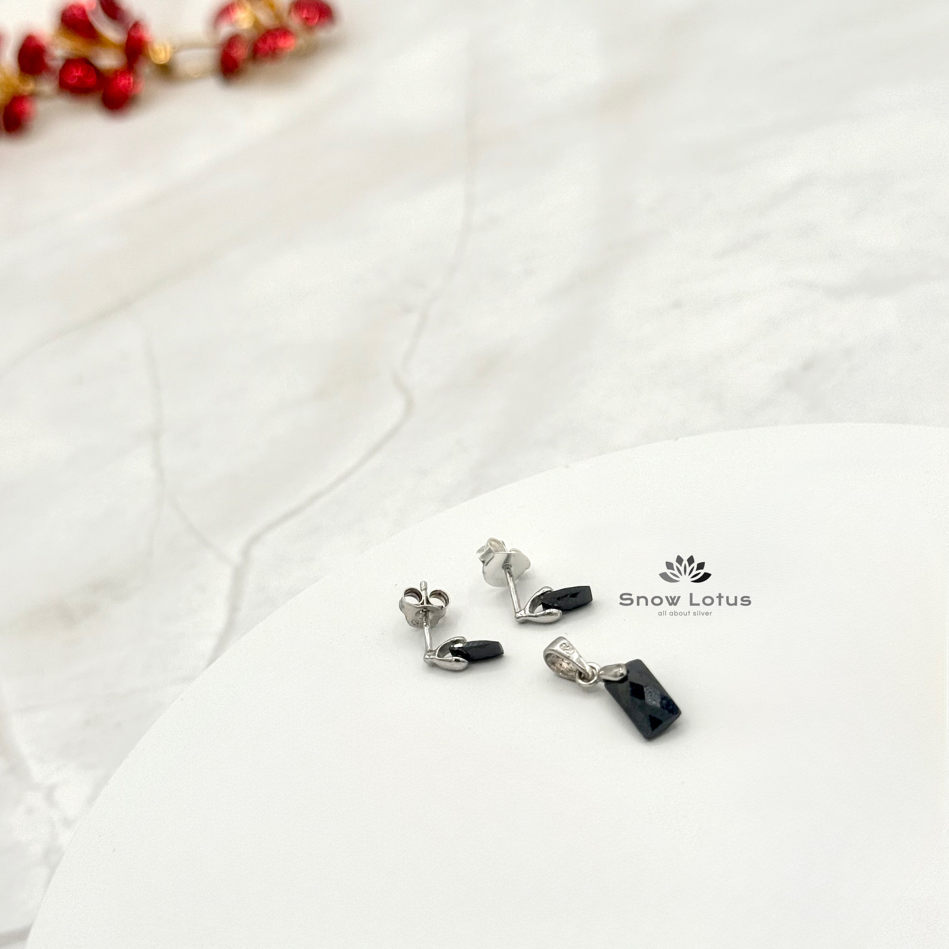 3g Pendant & Earrings Set