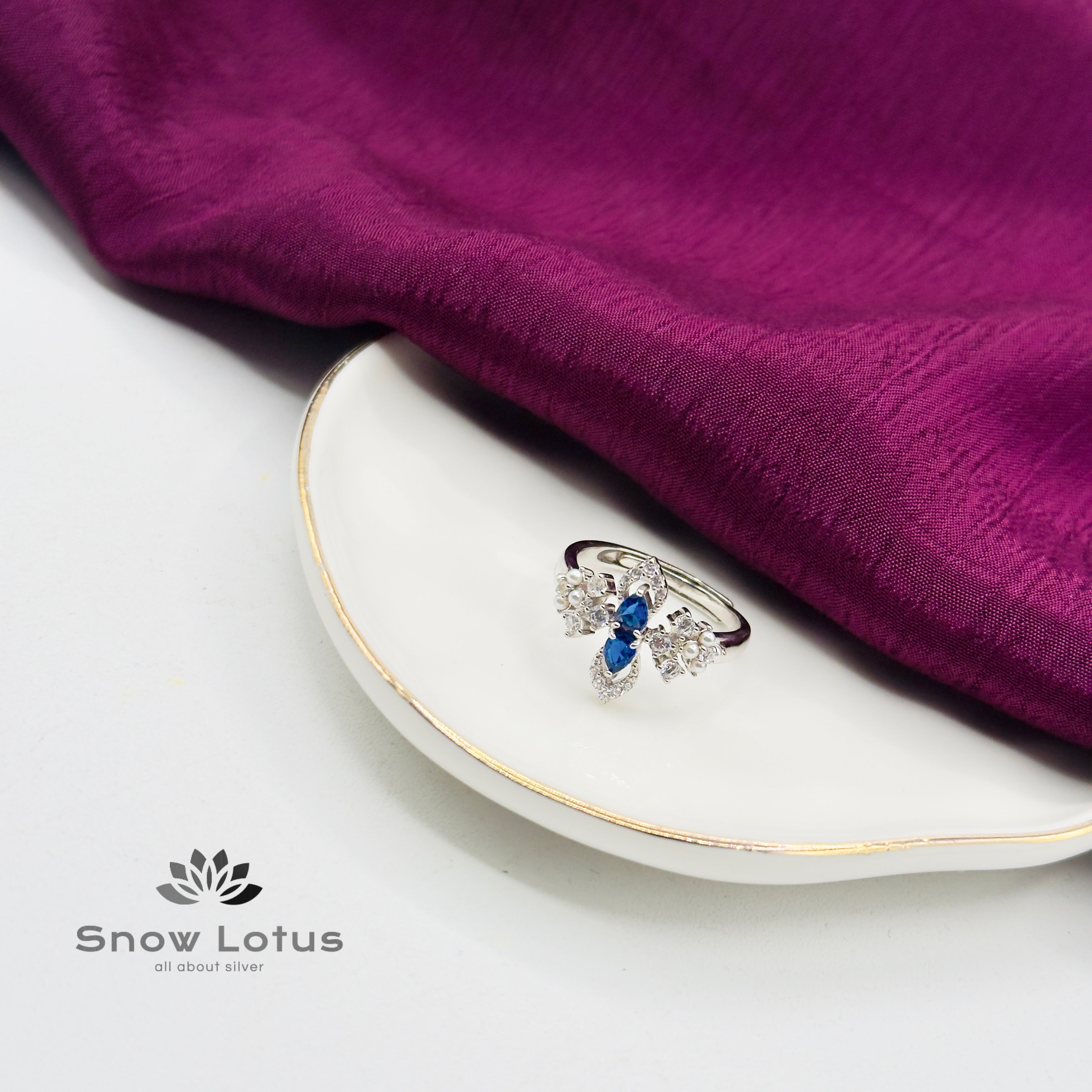 Blue Mirage Neckpiece Set