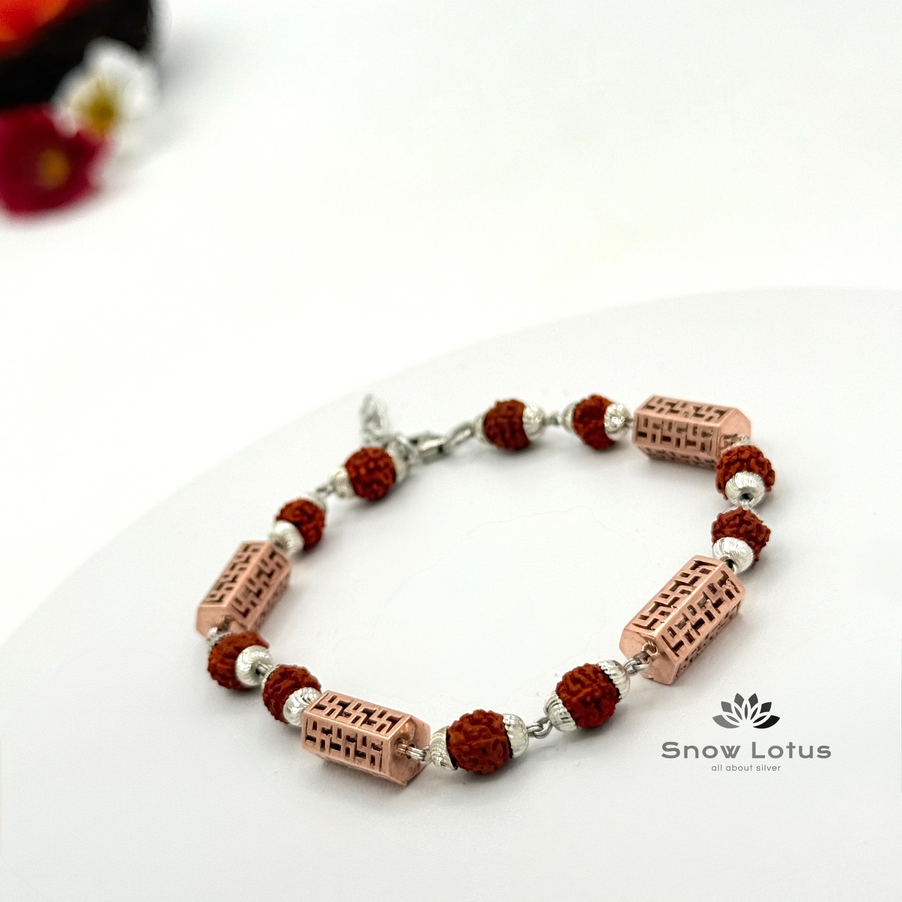 Rudraksha Bracelet Rose gold Pipes