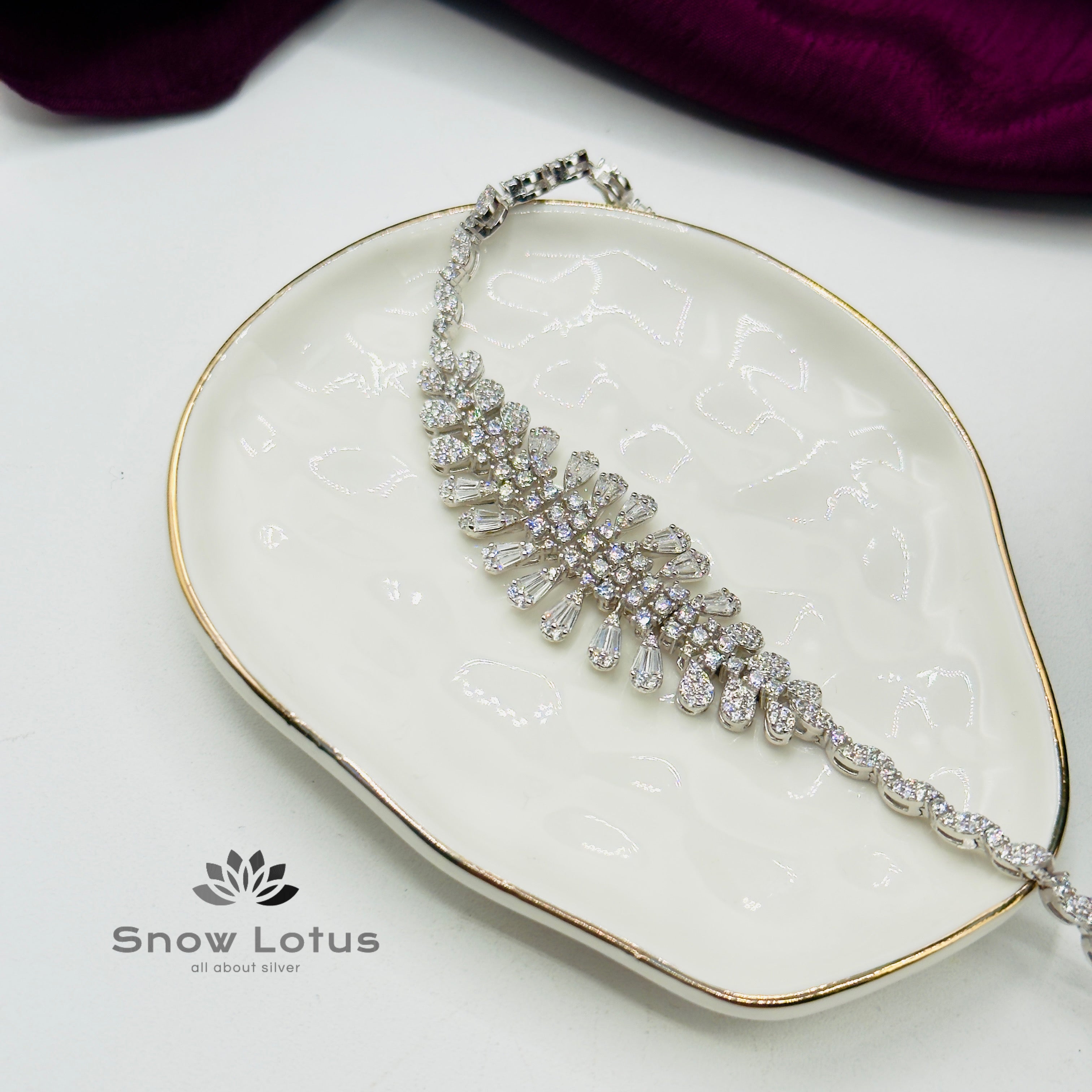 Rainfall Of Radiance Neckpiece Set