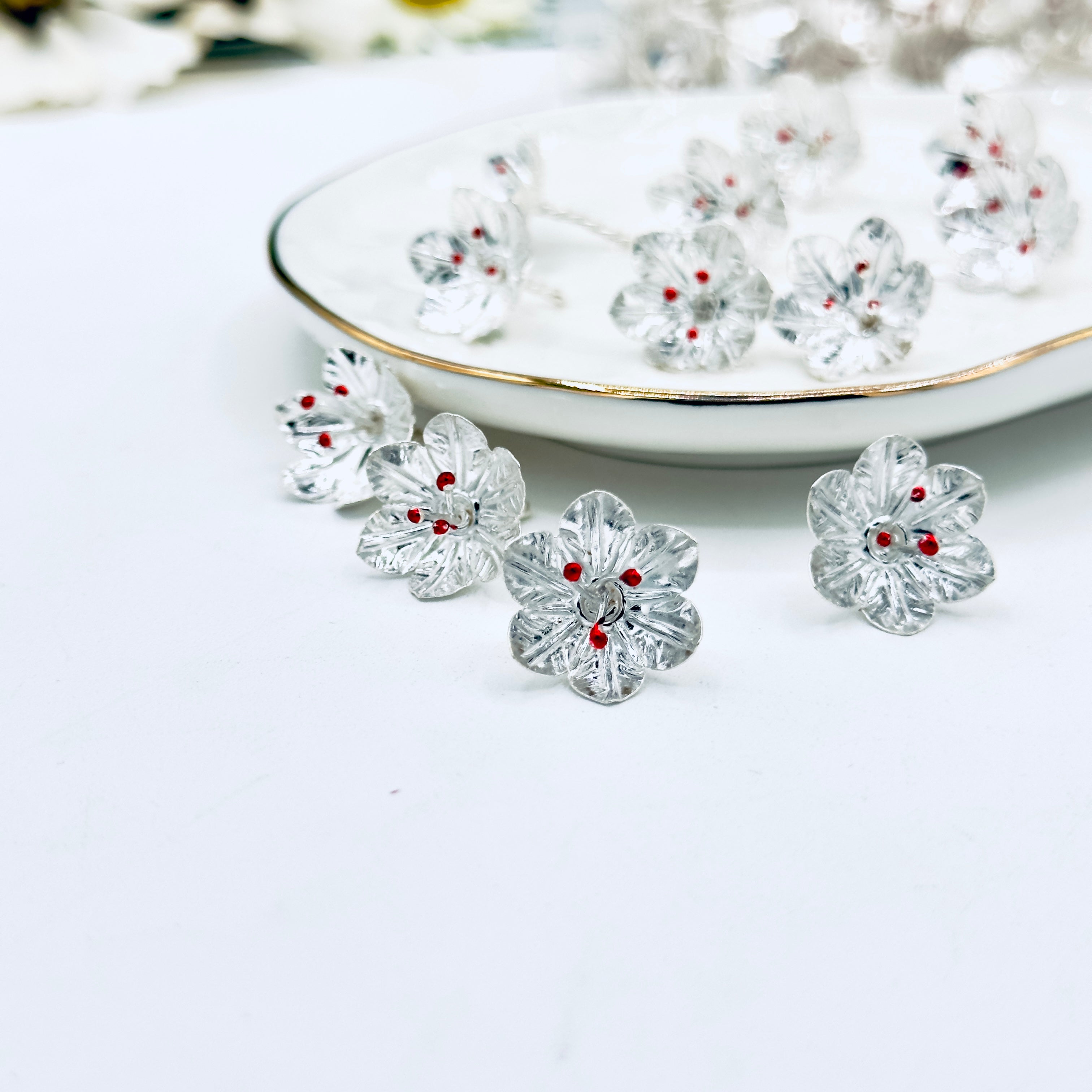 108 Silver Lotus with enamel bud