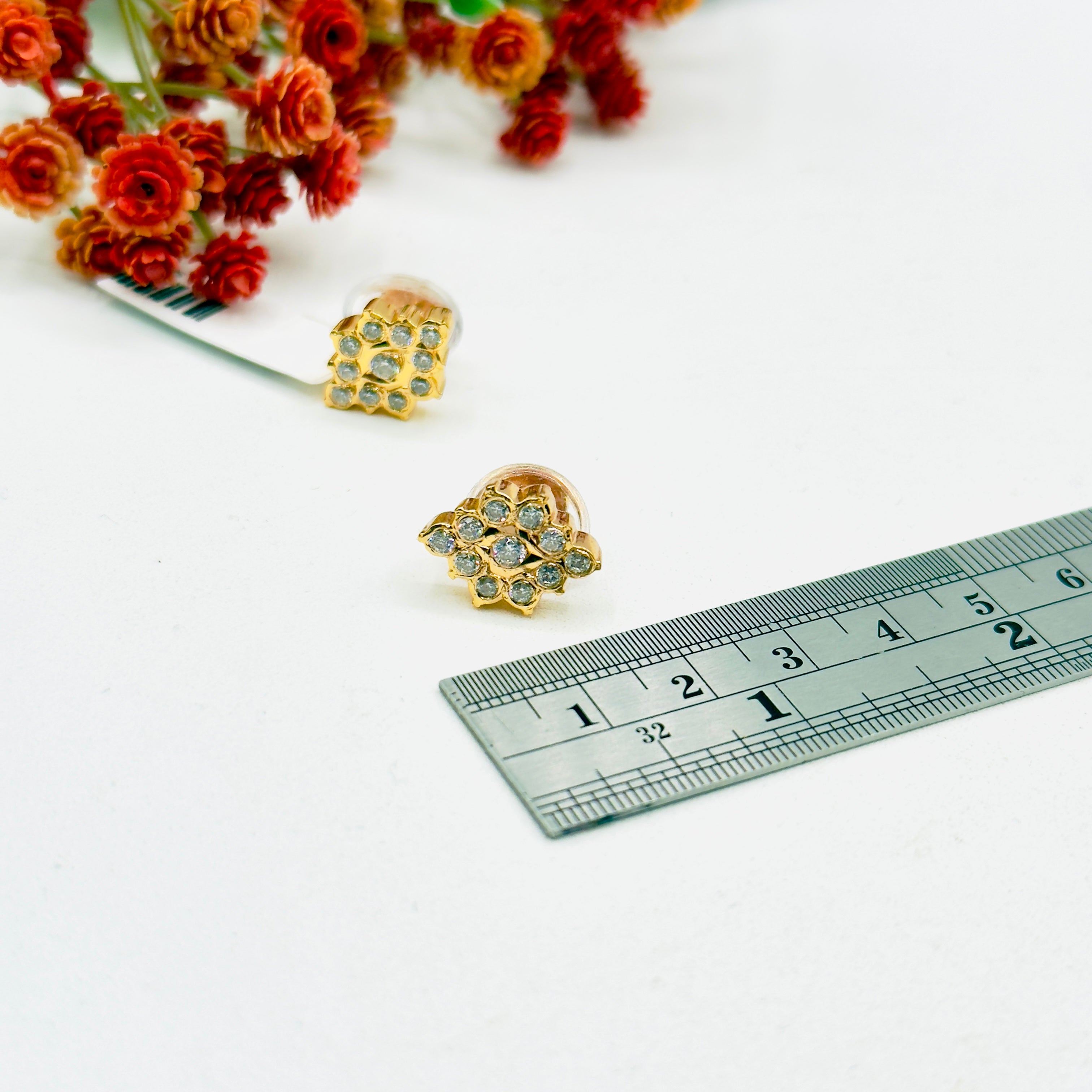 Twinkling White Studs