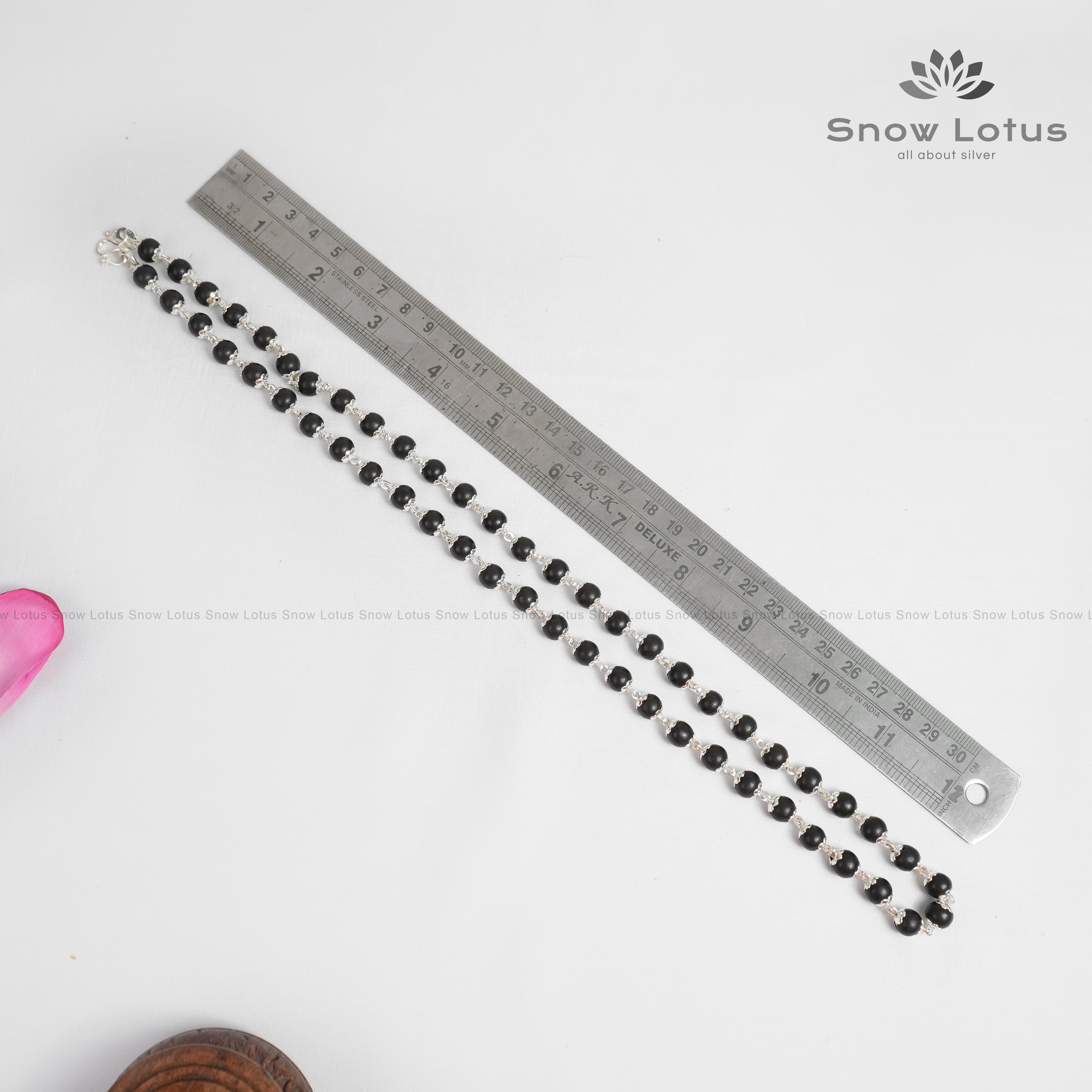 18 gms Ebony Mala