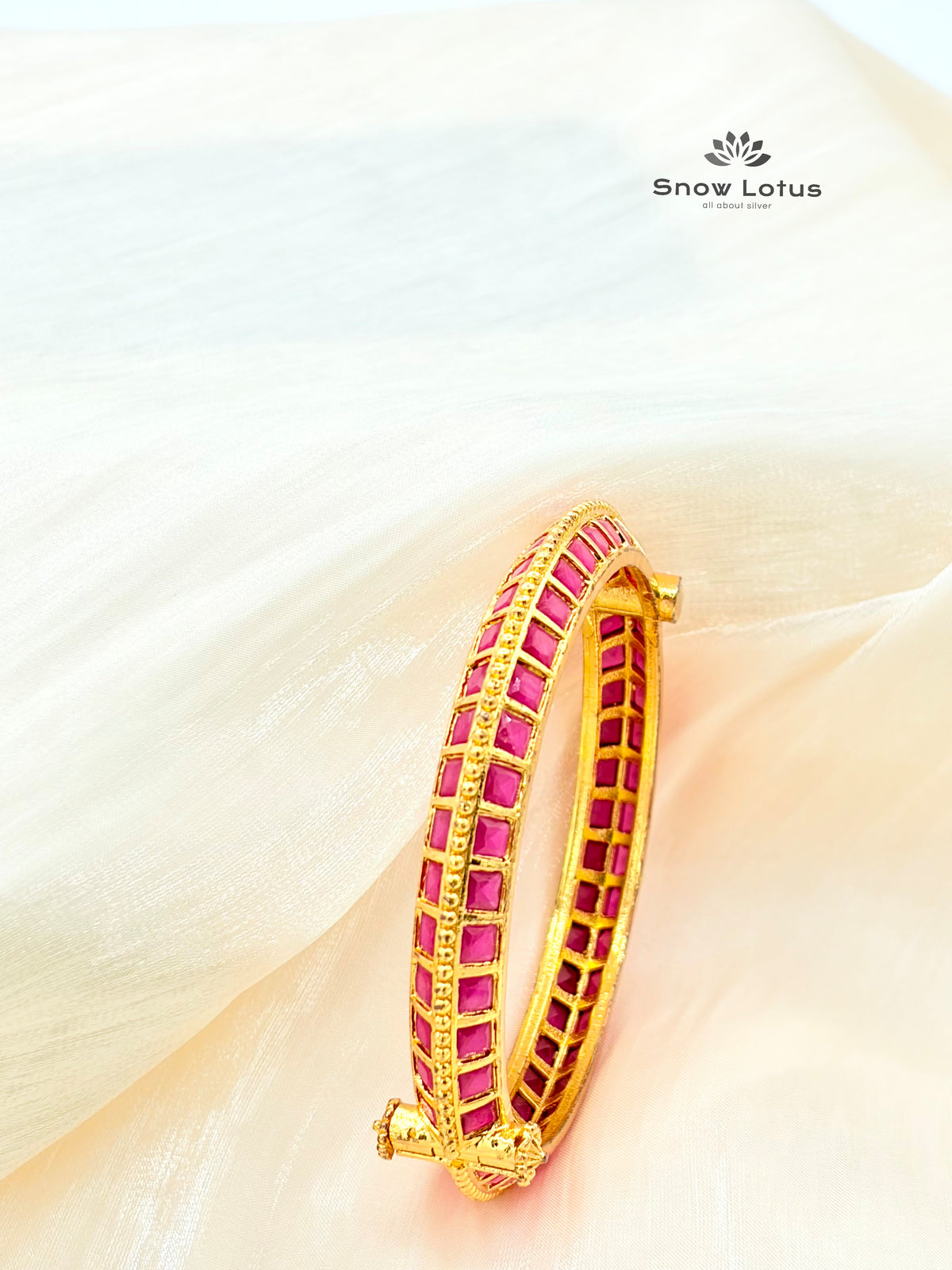 Squarish Pink Openable Kada