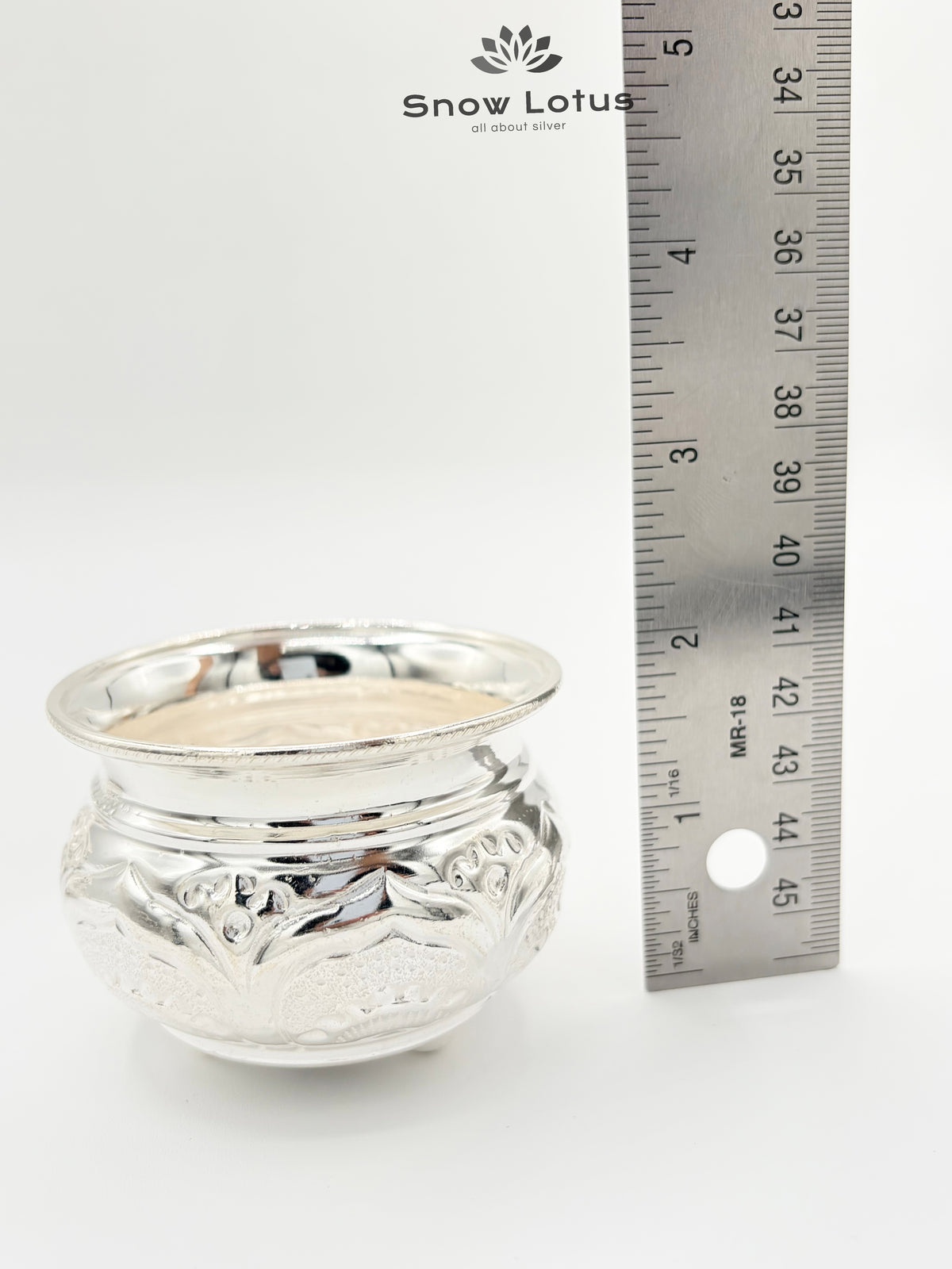 Nakshi Dotted Legs HK Bowls M6