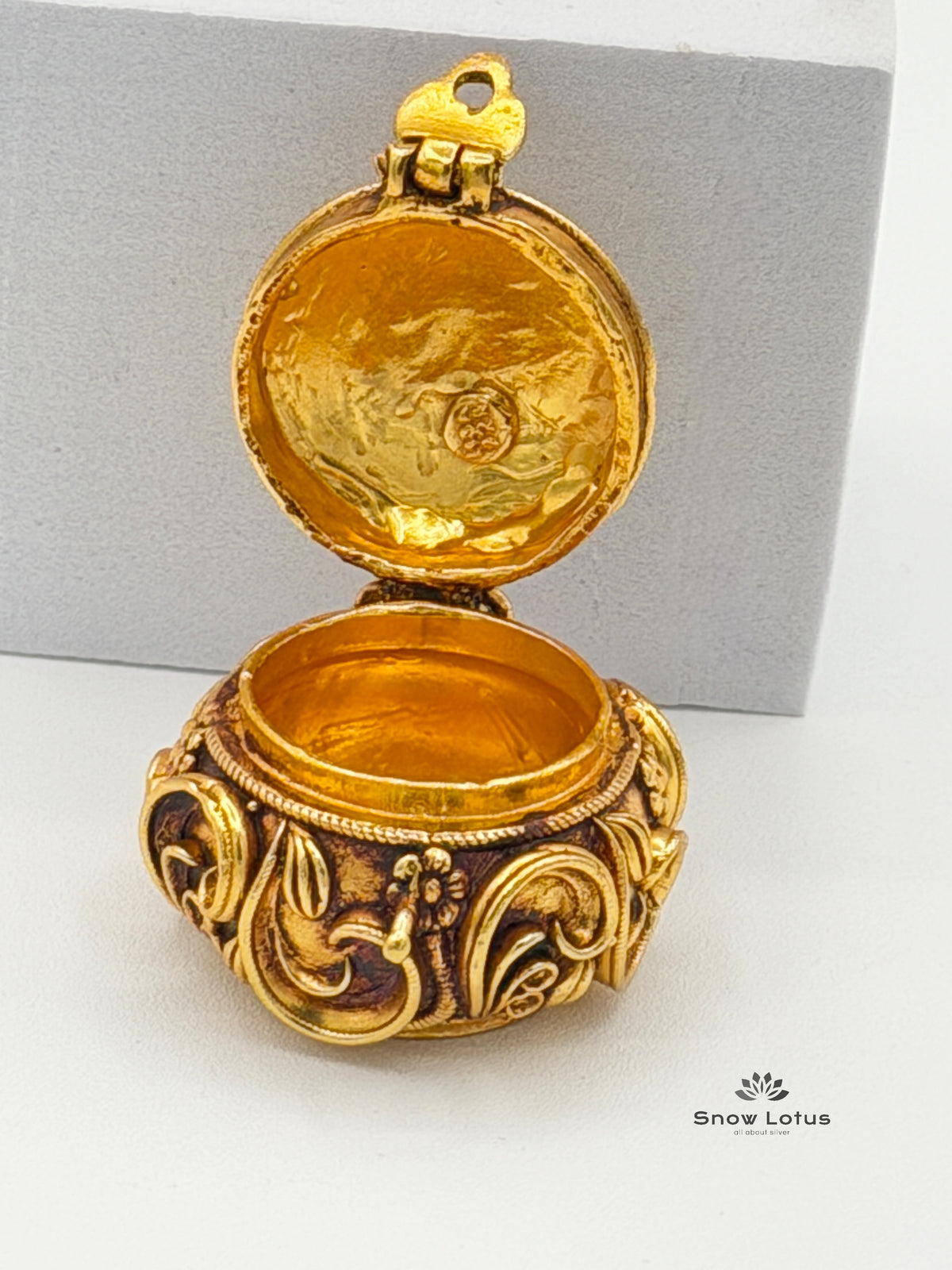 Gold Plated Special Kumkum Box Nakshi