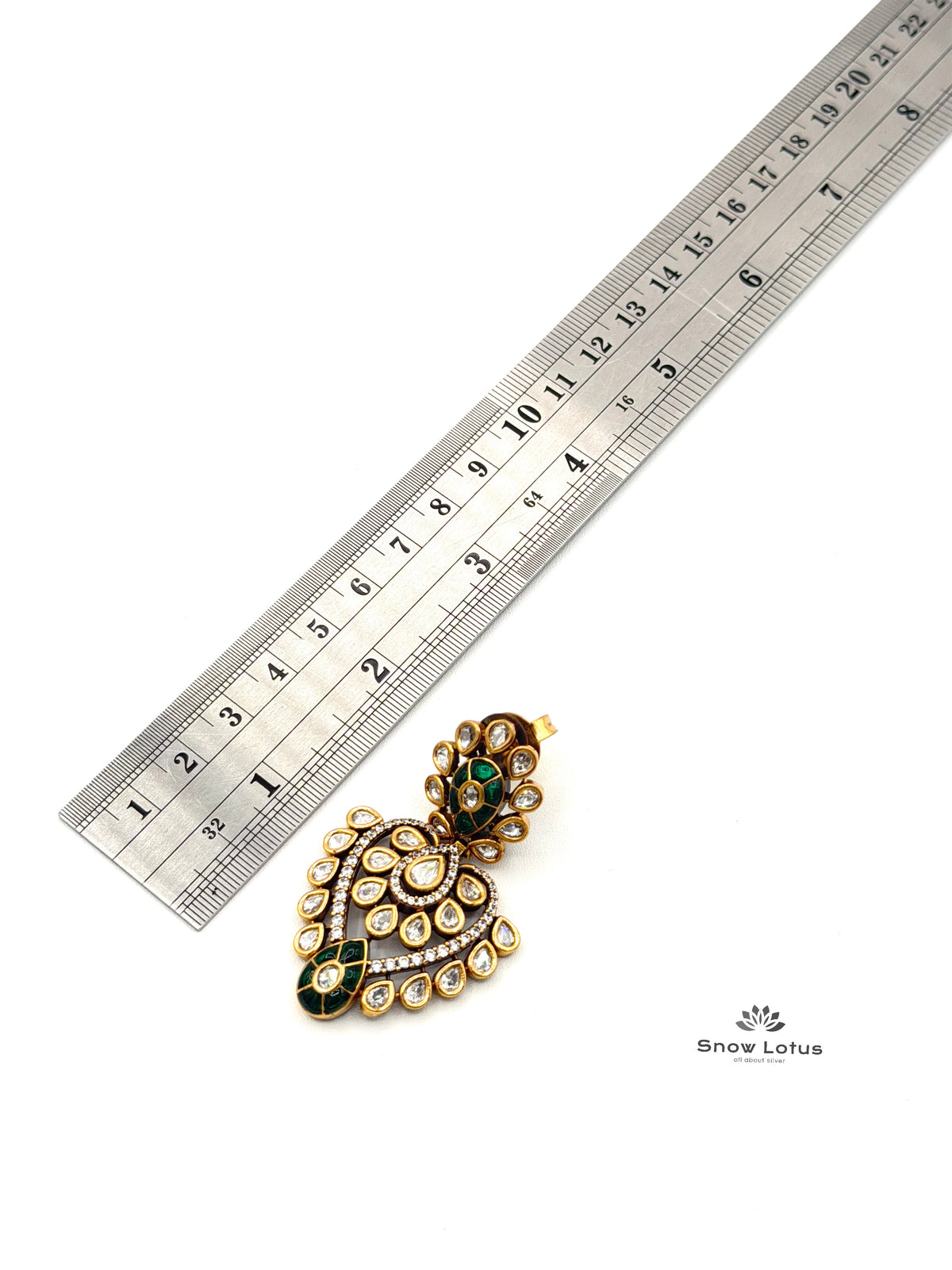Emerald Green Polki Neckpiece With Earrings