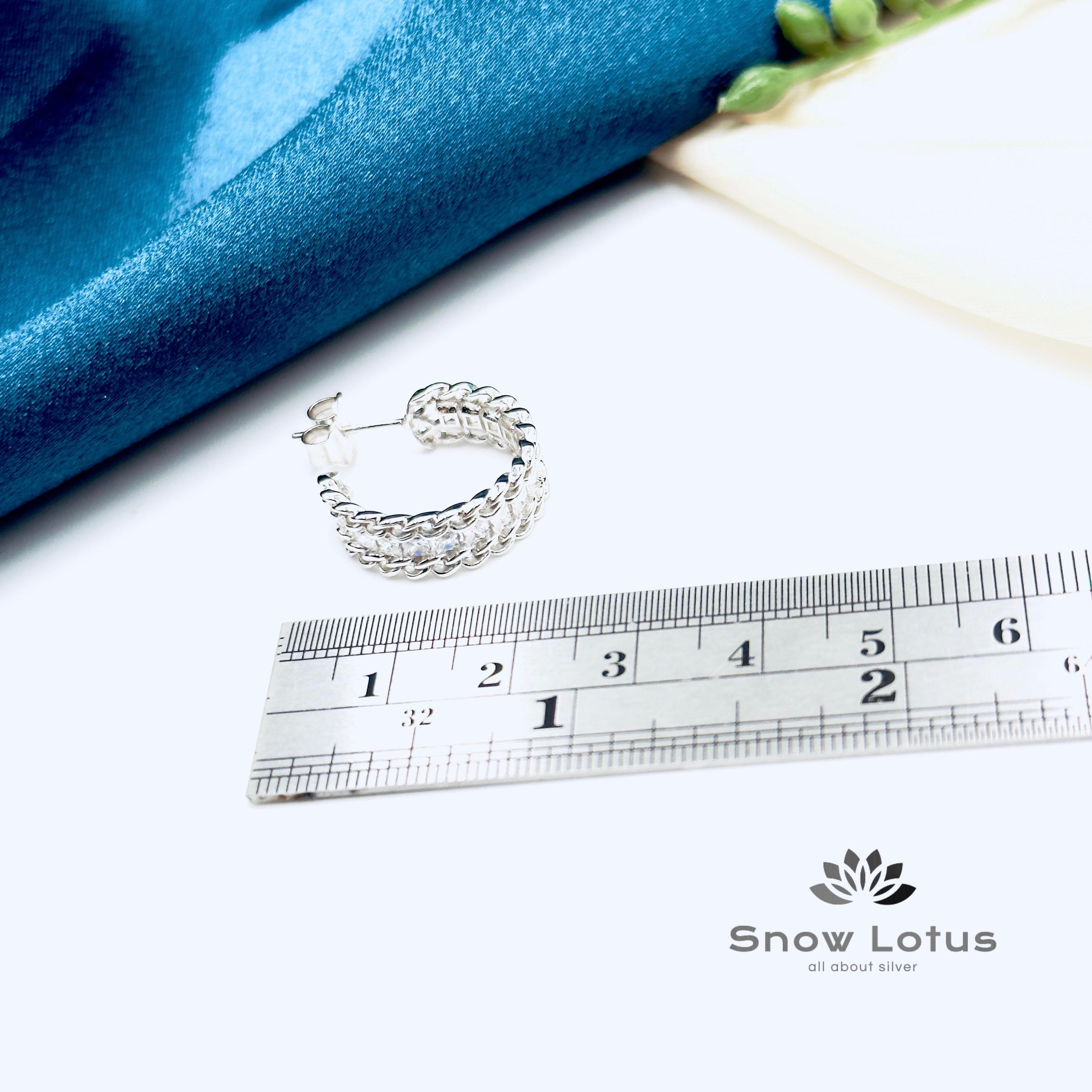 Sparkling White Earrings